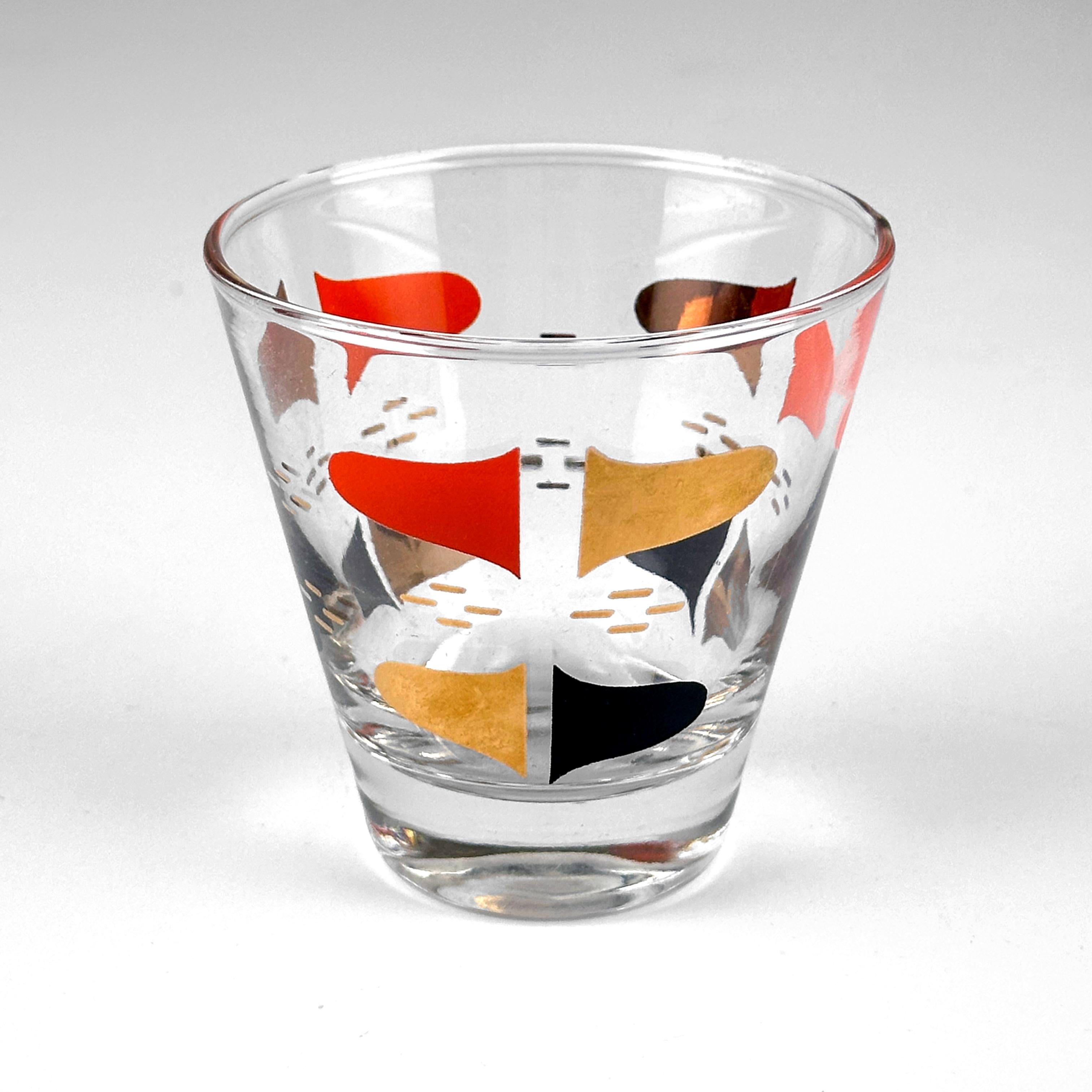 Mid-Century Florentine Shot Glasses by Anchor Hocking, Set of 7 In Good Condition For Sale In Littleton, CO