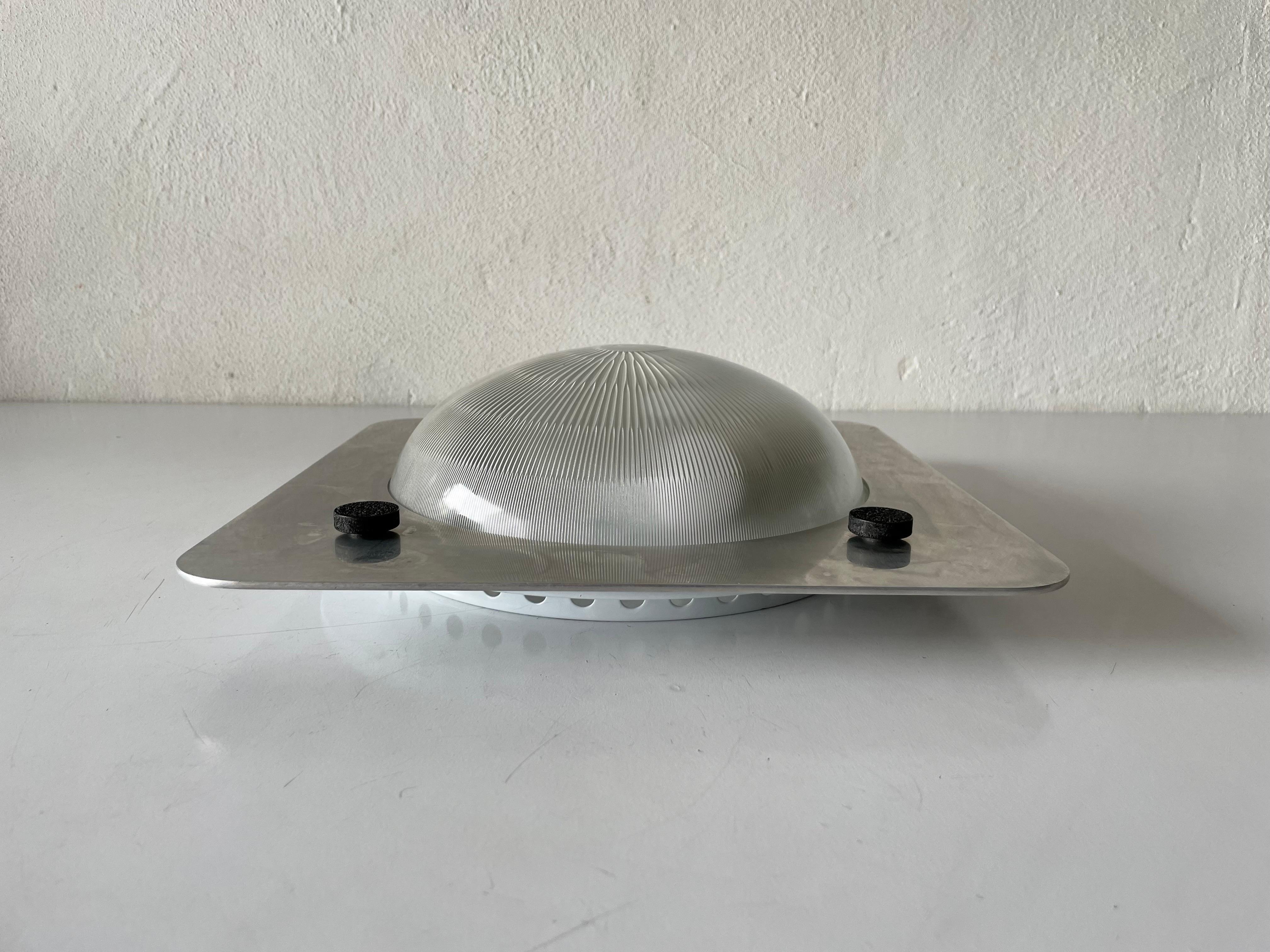 Mid-century flush mount ceiling lamp or sconce by Lamperti, 1950s, Italy.

Sculptural very elegant rare heavy ceiling lamp flush mount.

It is very ideal and suitable for all living areas.

Lamp is in good condition. No damage, no crack.
Wear