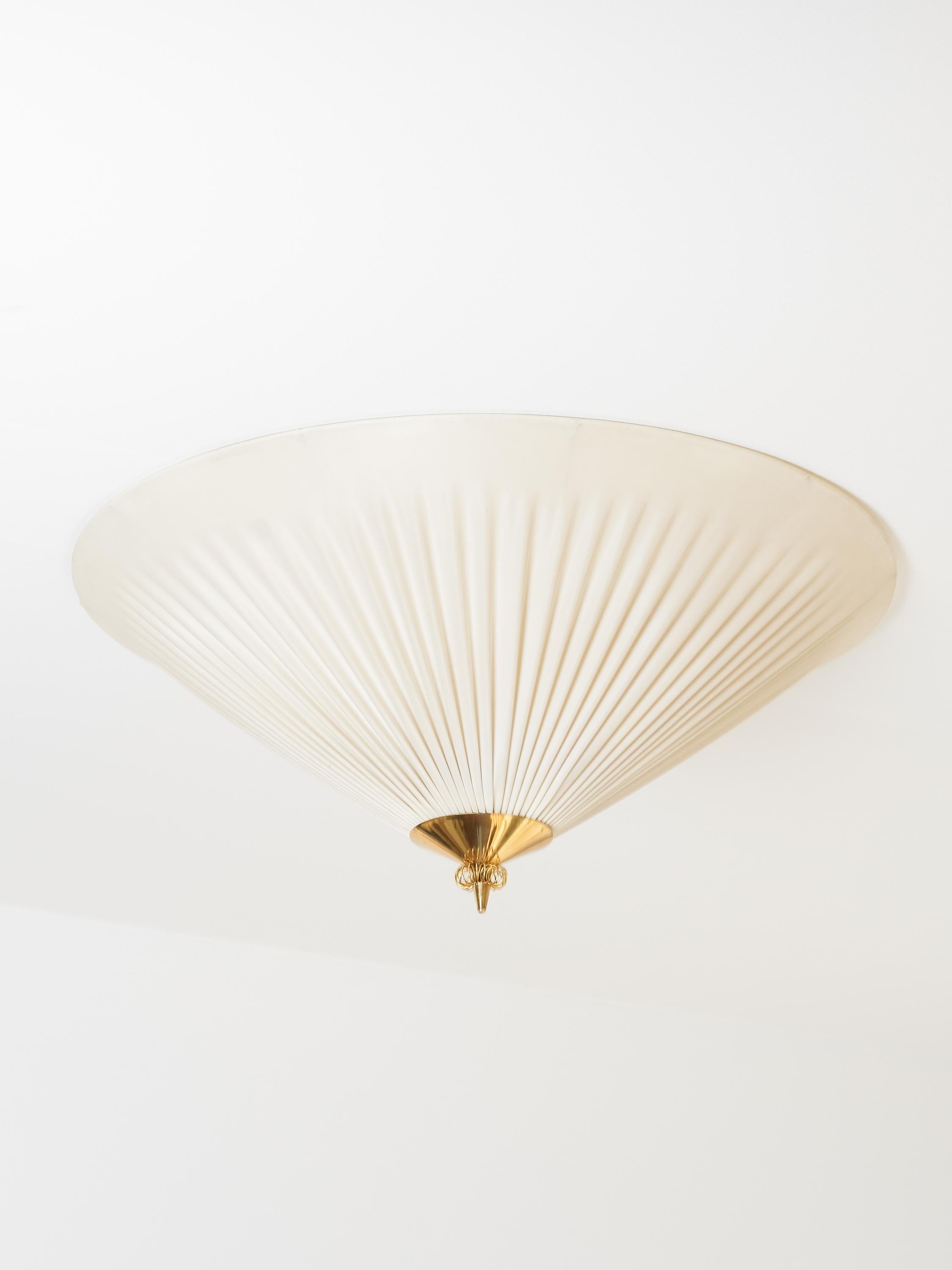 Flush Mount Modell ES 1900 von Itsu Oy, Finnland, 1950er Jahre (Mitte des 20. Jahrhunderts) im Angebot