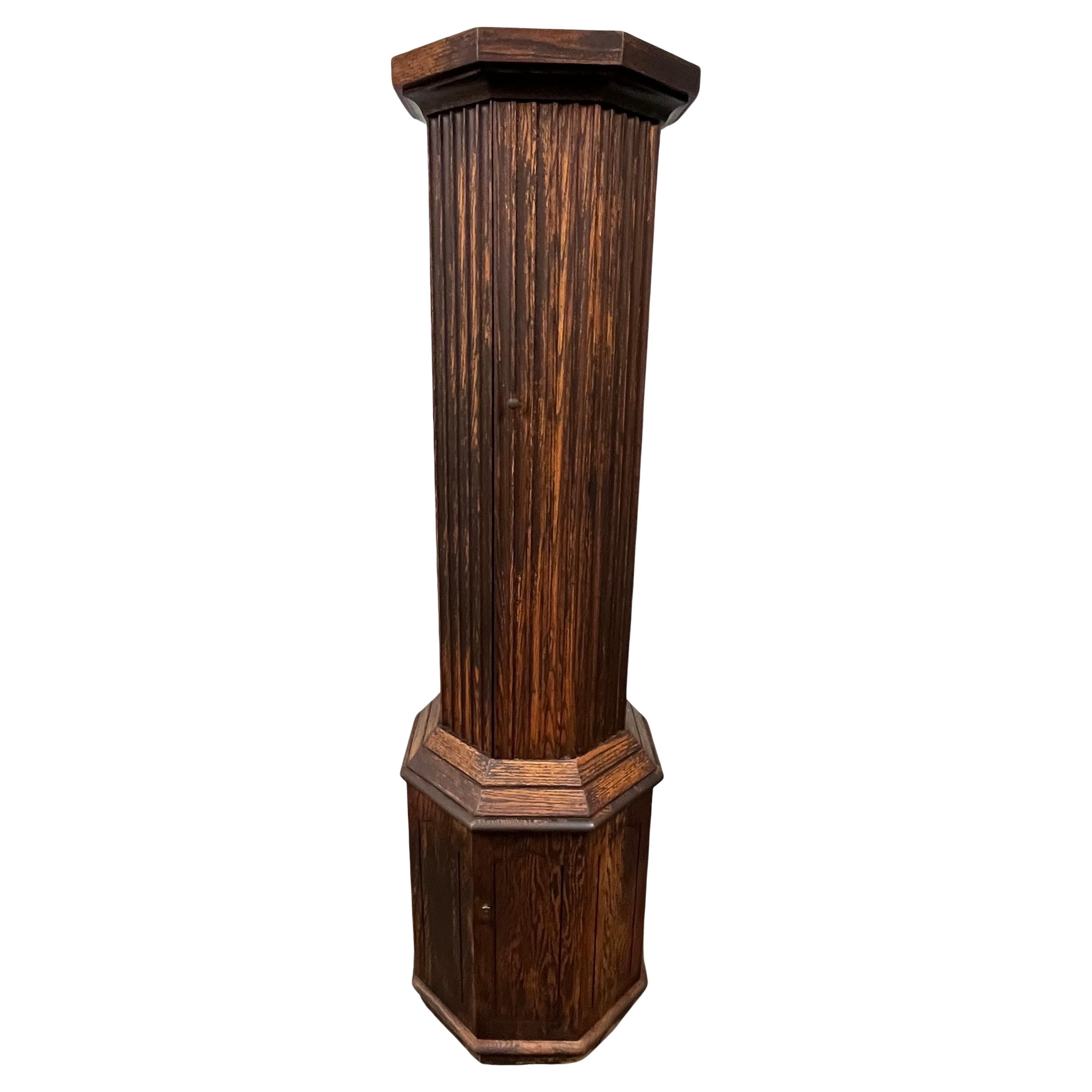 Mid Century Kannelierte Säule Barschrank
