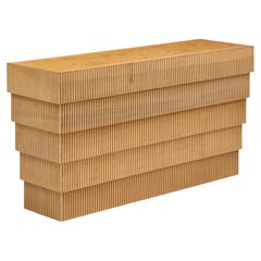 Table console en chêne cannelé et bois de ronce du milieu du siècle dernier
