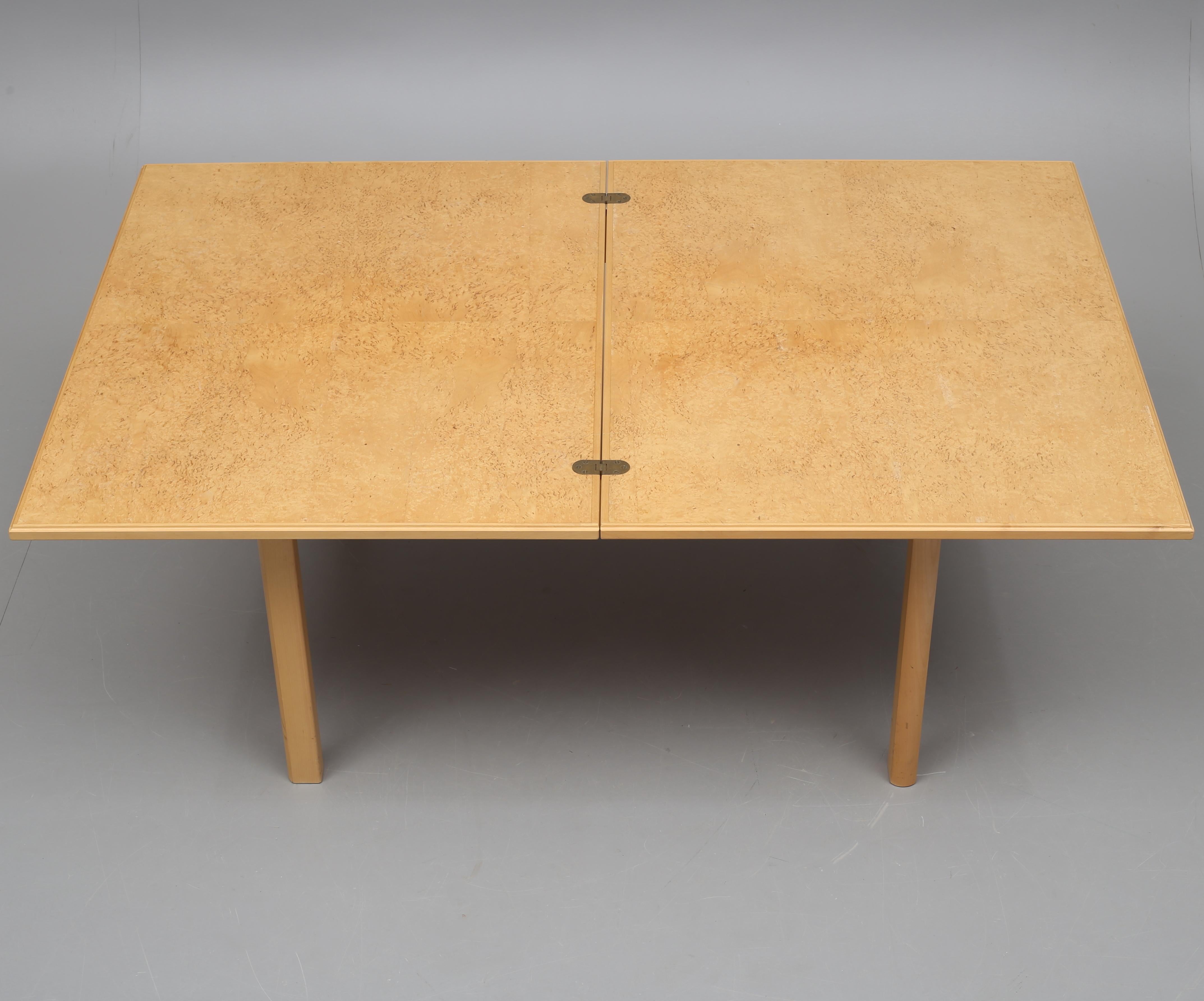 Swedish Mid Century Foldable/Expandable Coffee Table by Børge Mogensen For Sale