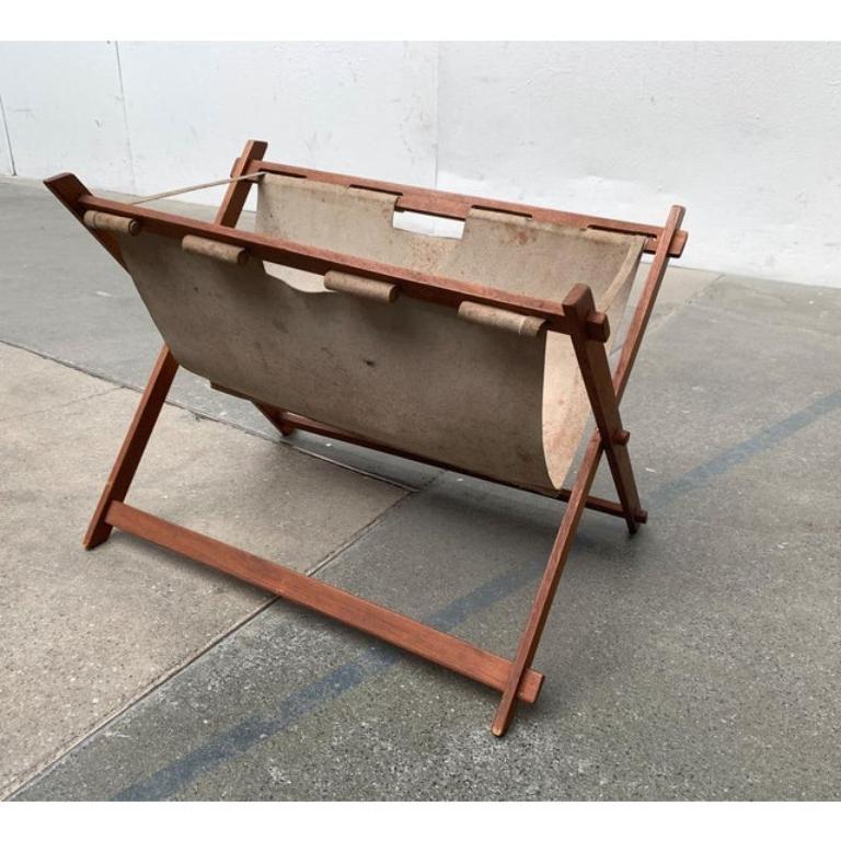 Portariviste pieghevole di metà secolo in teak, anni '60 in vendita 6