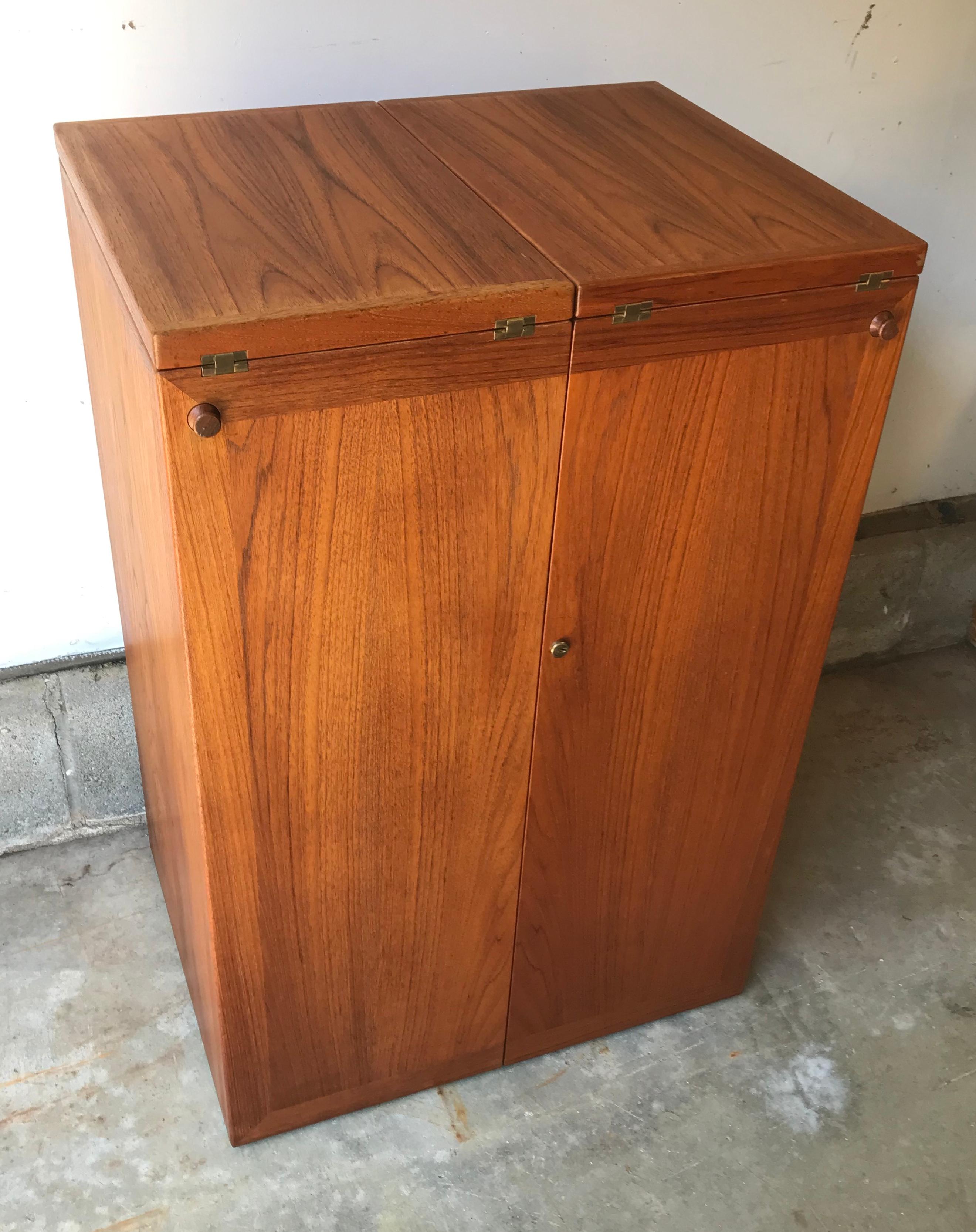 Mid-20th Century Mid Century Danish Folding Cocktail Bar Cabinet by Reno Wahl Iverson, 1960s