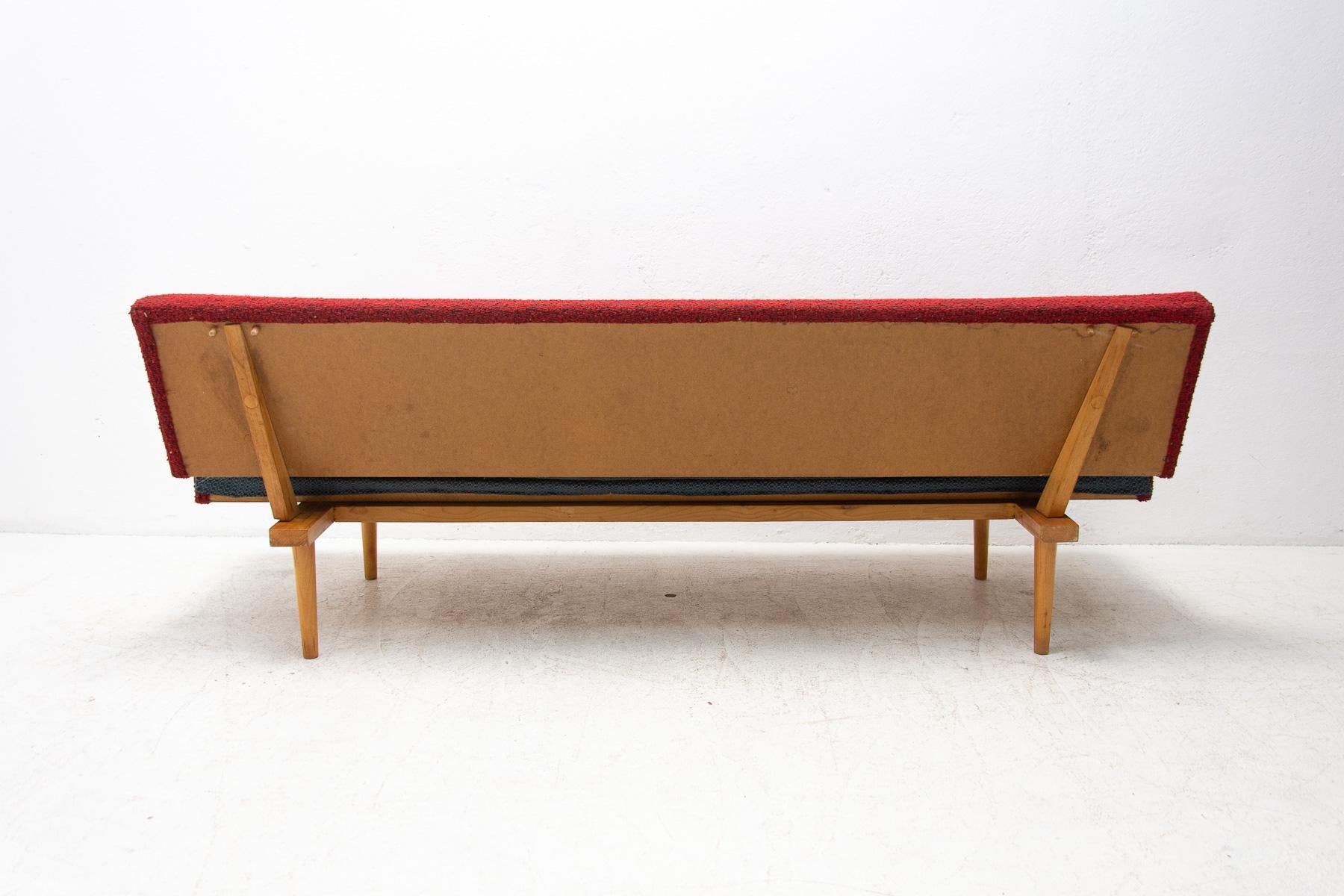 Mid Century Folding Daybed by Miroslav Navrátil, 1960´s, Czechoslovakia For Sale 5