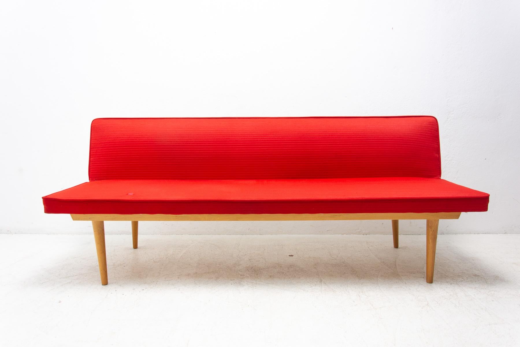 Mid Century Folding Daybed by Miroslav Navrátil, 1960's, Czechoslovakia 10