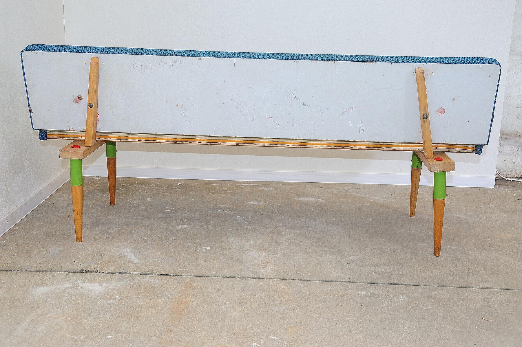  Mid century folding daybed by Miroslav Navrátil, 1960´s, Czechoslovakia In Good Condition For Sale In Prague 8, CZ