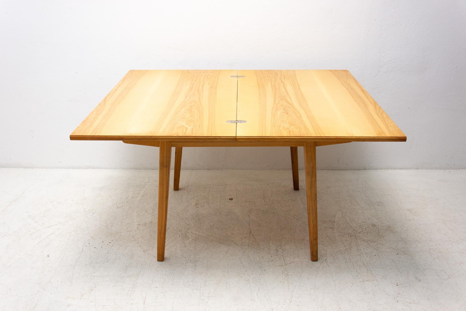 Mid-Century Folding Dining Table by Bohumil Landsman for Jitona, 1970's 3