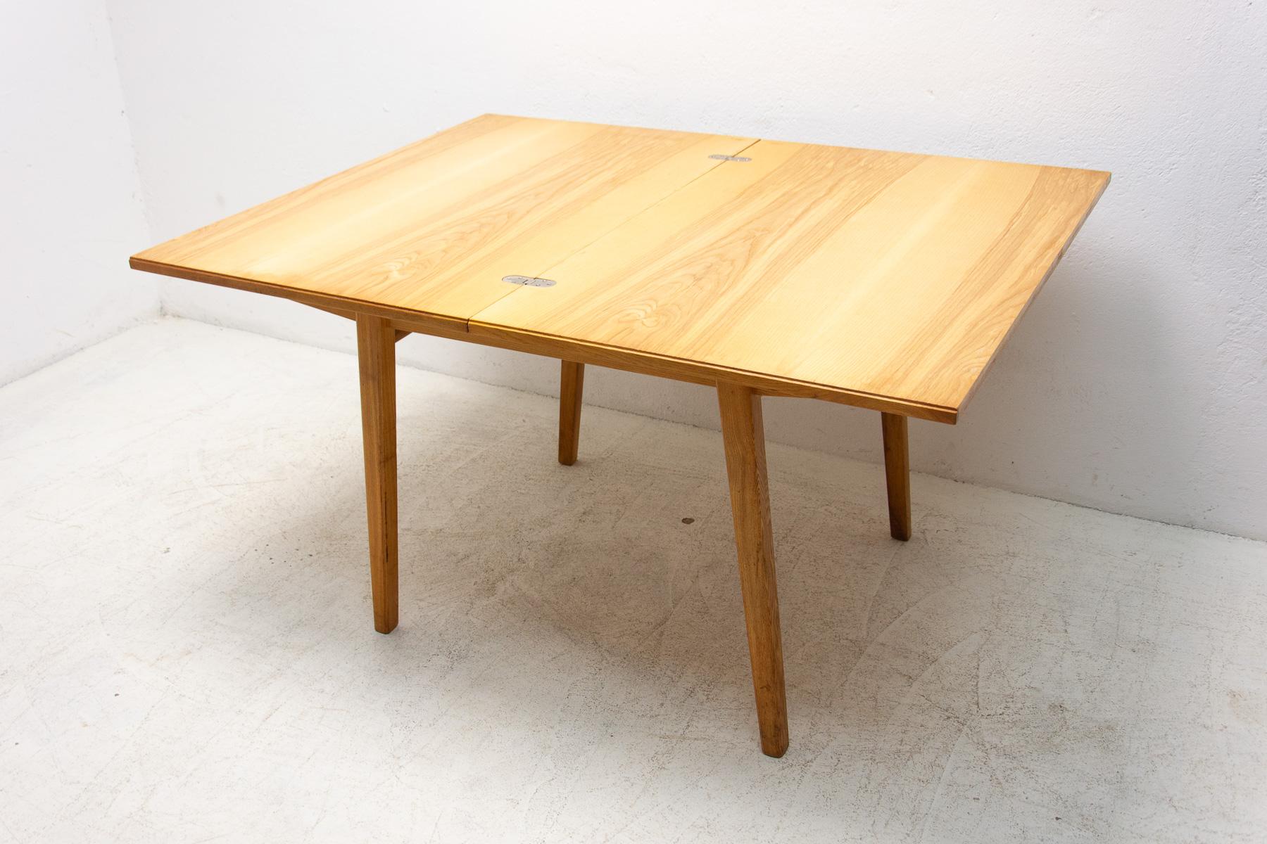 Mid-Century Folding Dining Table by Bohumil Landsman for Jitona, 1970's 4