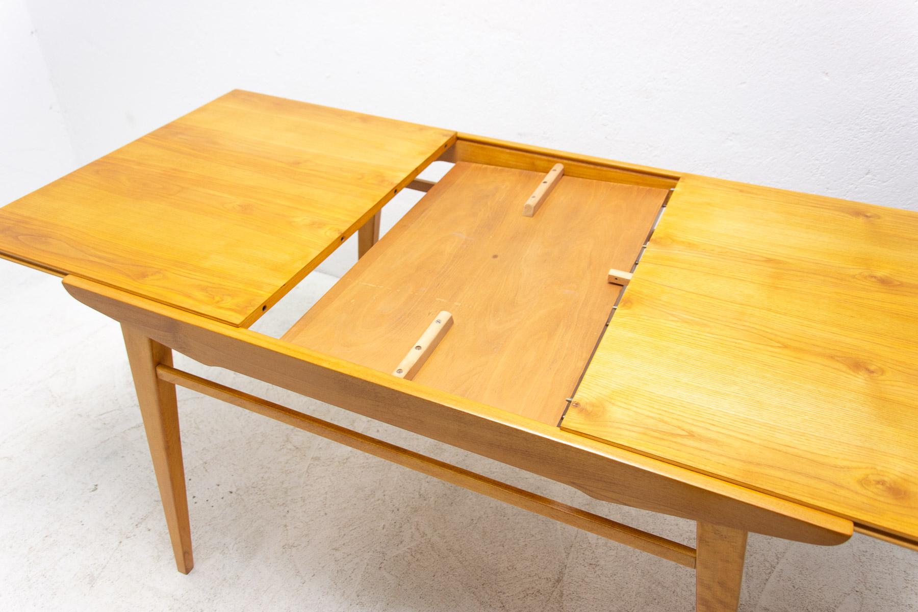 Midcentury Folding Dining Table by Bohumil Landsman for Jitona, 1970s For Sale 5