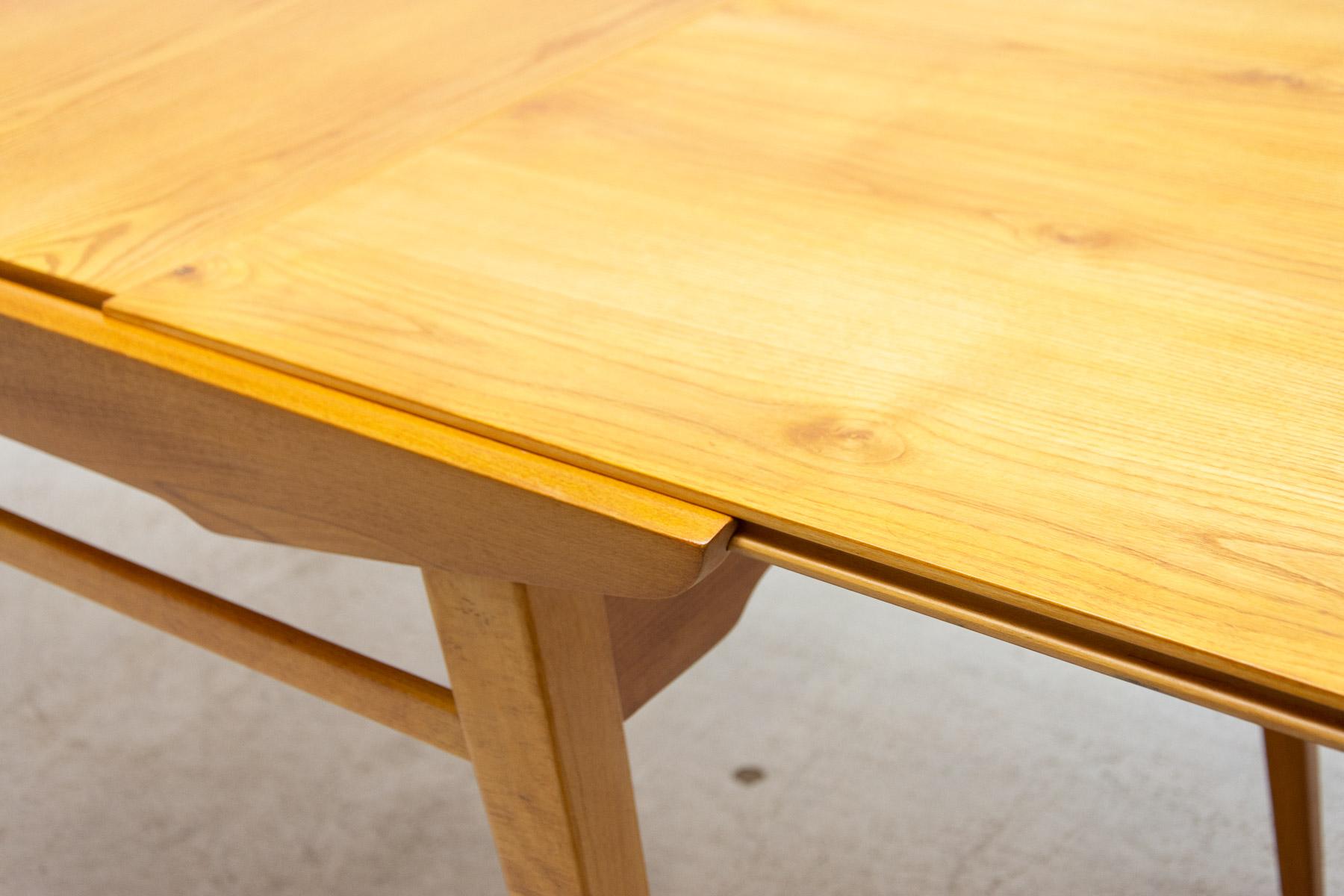 Midcentury Folding Dining Table by Bohumil Landsman for Jitona, 1970s For Sale 9