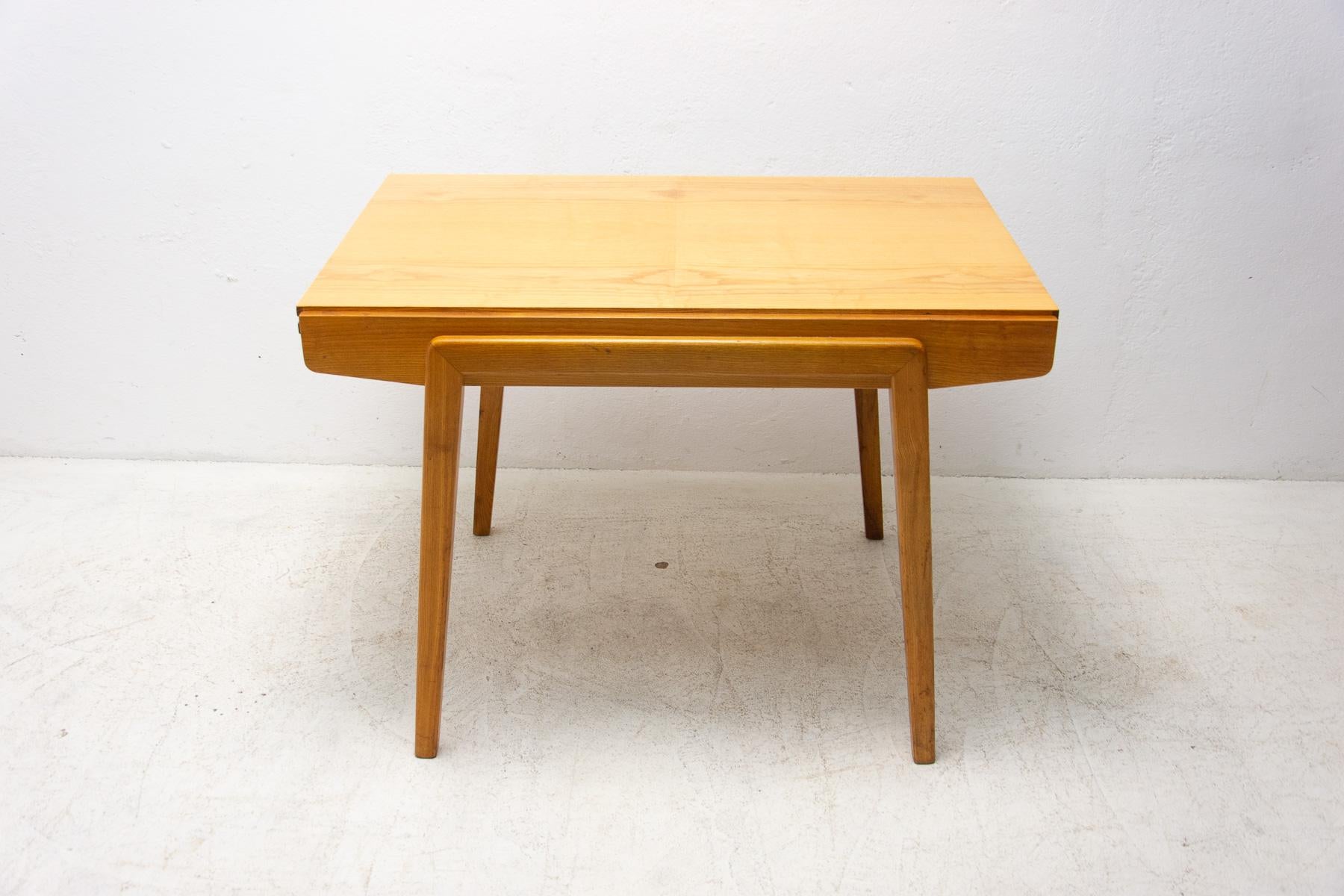 Mid-Century Folding Dining Table by Bohumil Landsman for Jitona, 1970's 10