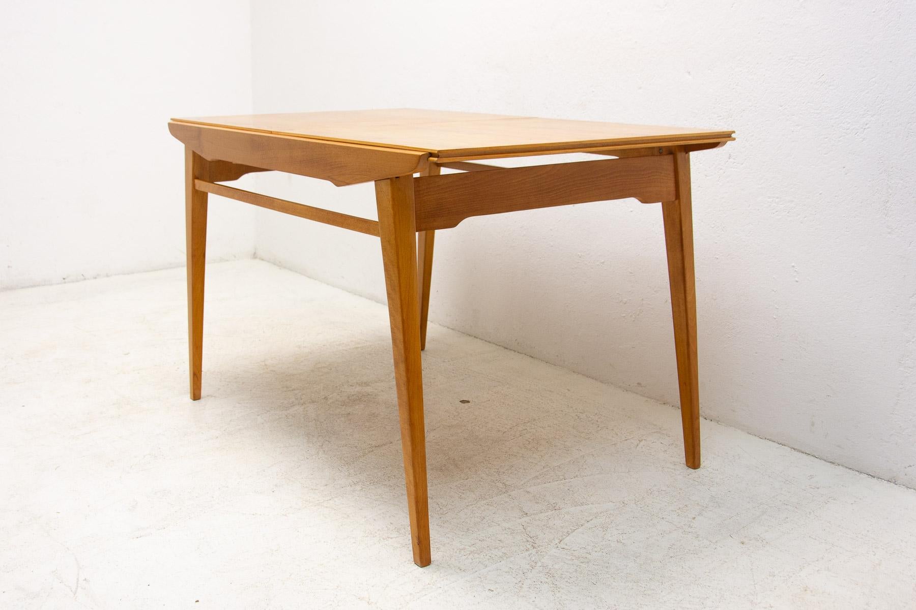 Midcentury Folding Dining Table by Bohumil Landsman for Jitona, 1970s In Good Condition For Sale In Prague 8, CZ