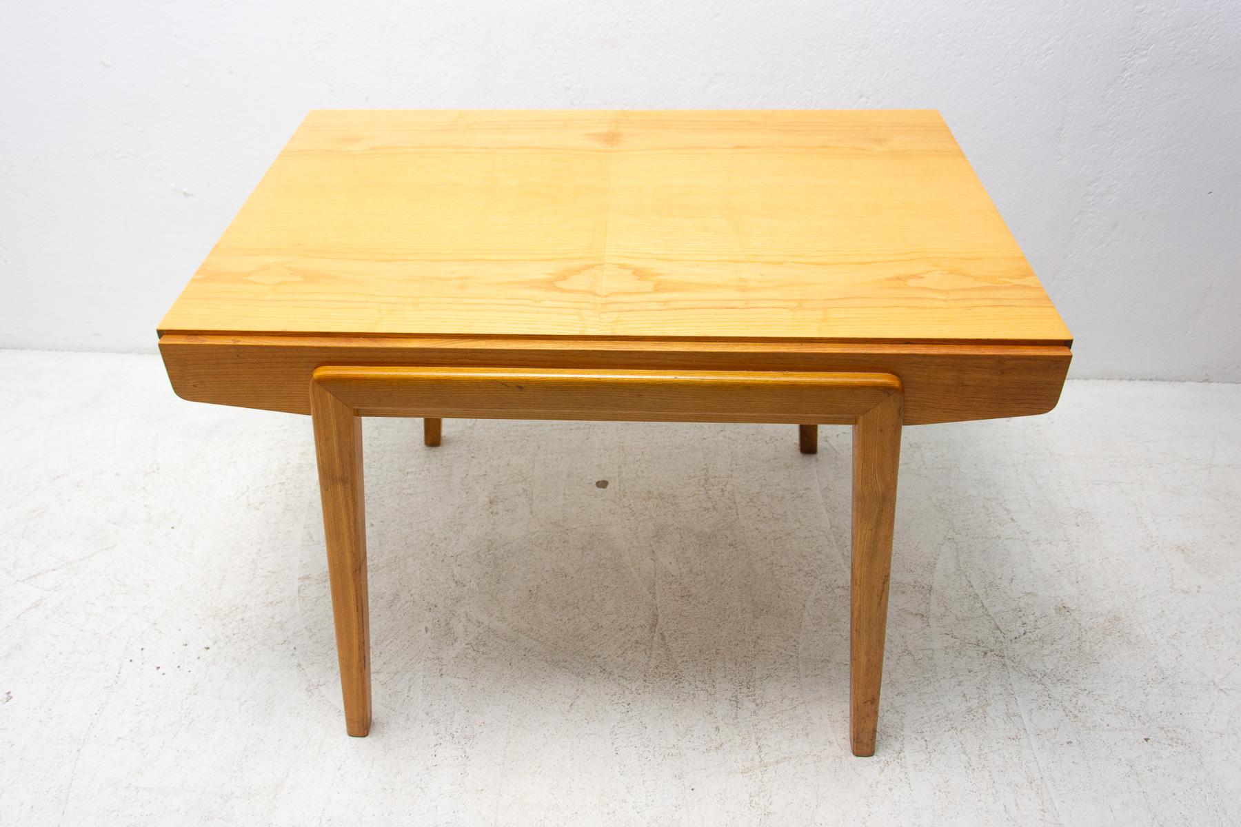 Mid-Century Folding Dining Table by Bohumil Landsman for Jitona, 1970's In Good Condition In Prague 8, CZ