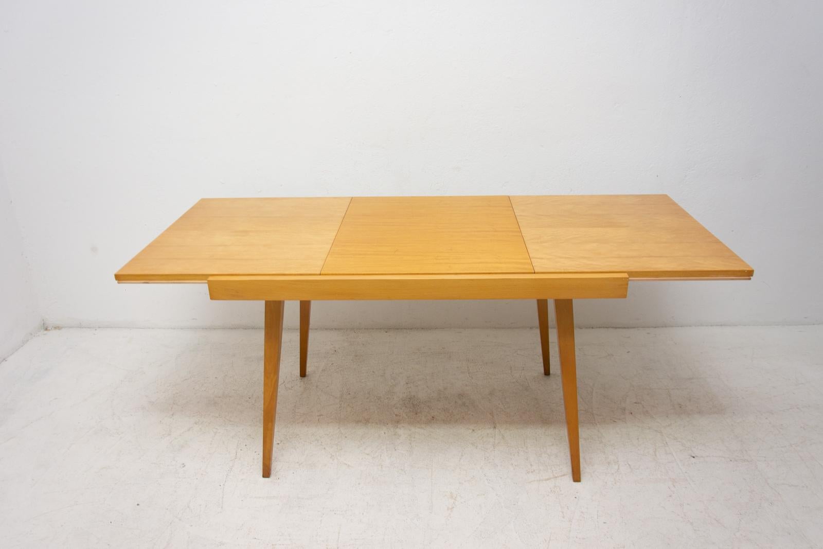 Midcentury Folding Dining Table by Frantisek Jirak for Tatra Nabytok, 1960s 4