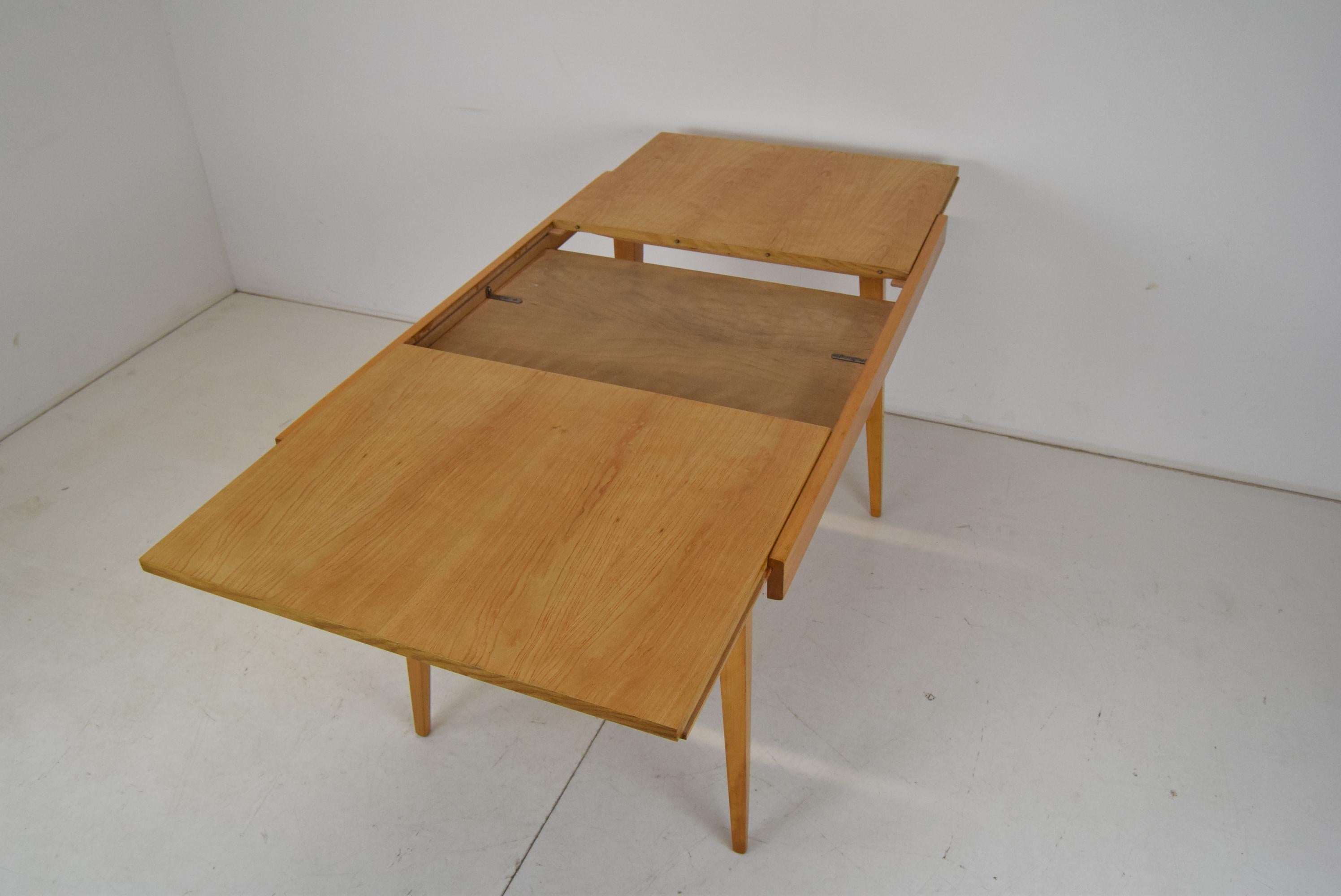 Mid-Century Folding Dining Table by Frantisek Jirak for Tatra, 1960's For Sale 5