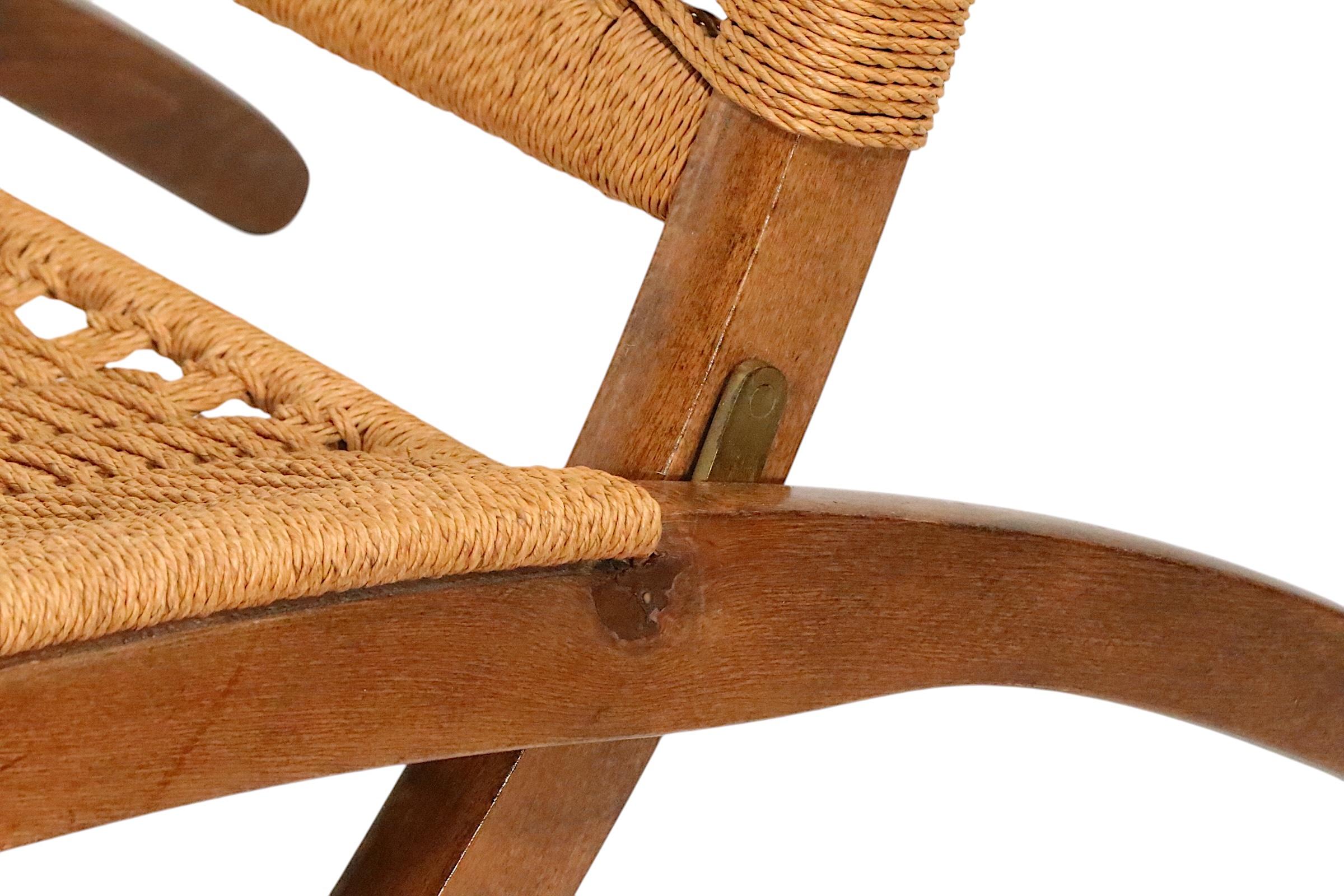 Mid Century Folding Lounge Chair made in Yugoslavia after Wegner For Sale 7