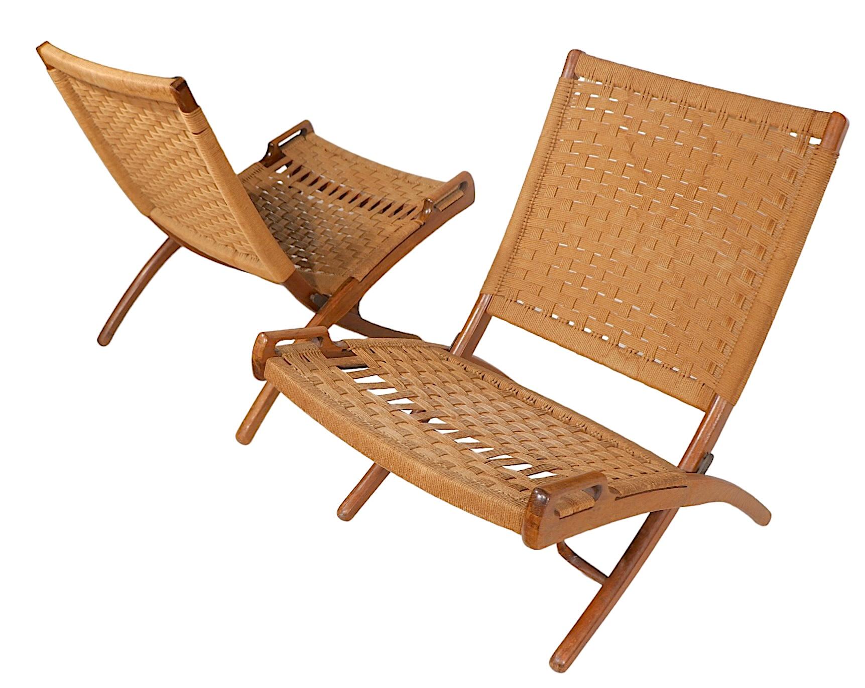 Mid Century Folding Lounge Chairs Made in Yugoslavia after Wegener c 1950/1960's For Sale 8