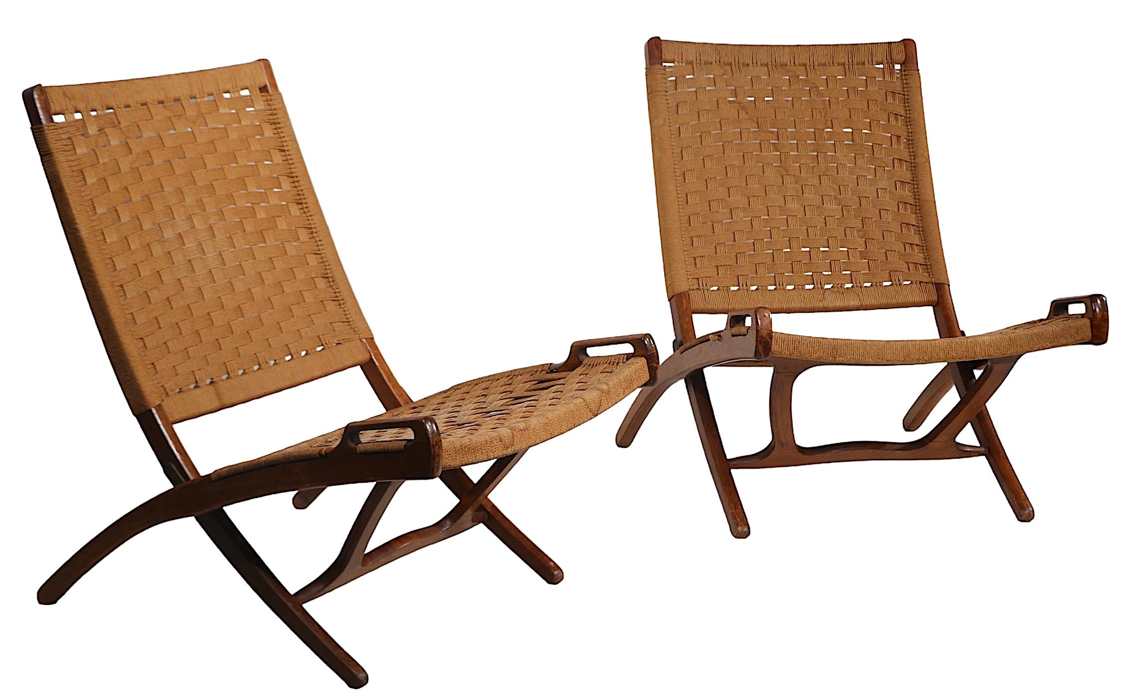 Mid Century Folding Lounge Chairs Made in Yugoslavia after Wegener c 1950/1960's For Sale 11
