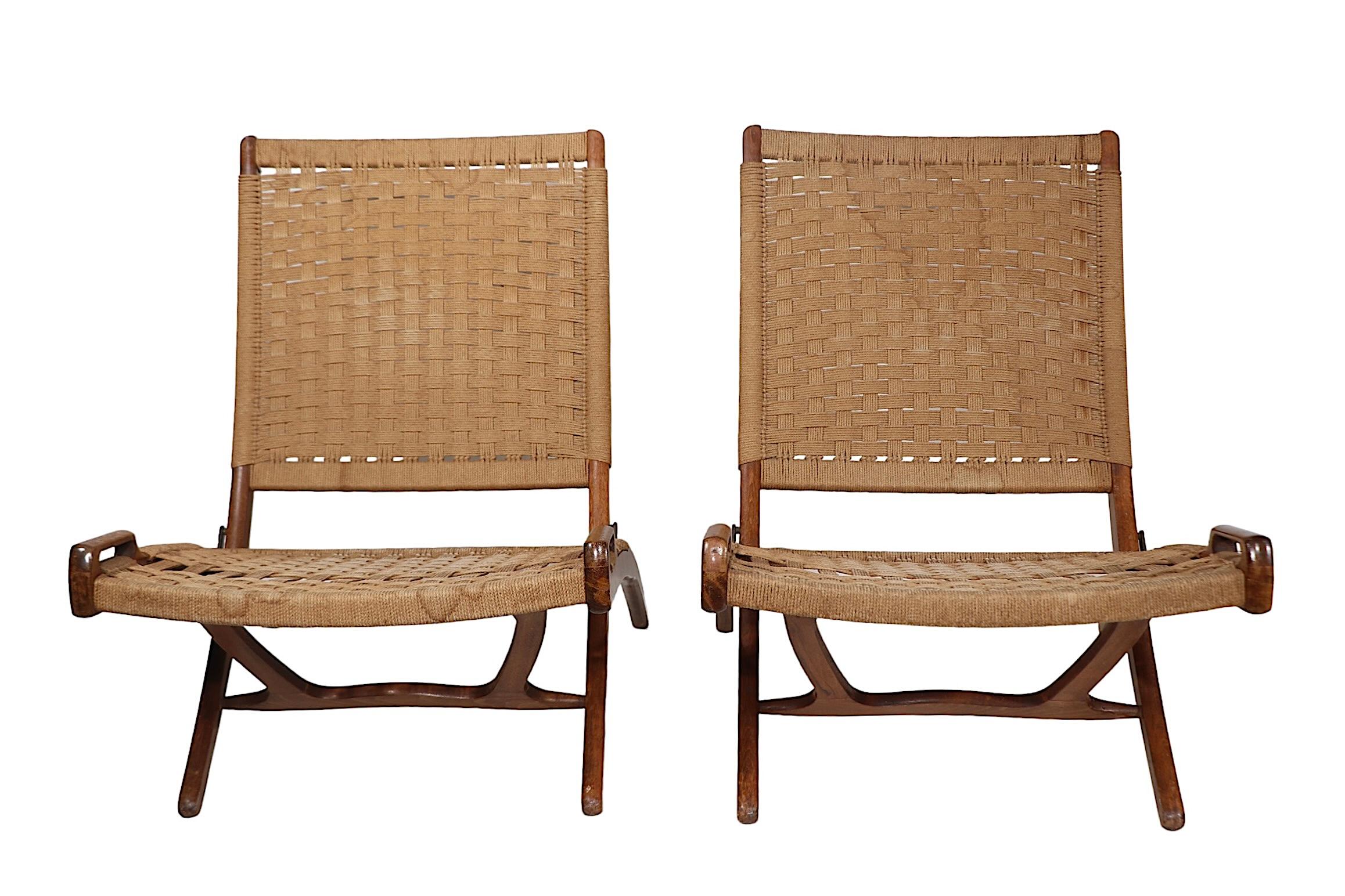 Mid Century Folding Lounge Chairs Made in Yugoslavia after Wegener c 1950/1960's For Sale 1