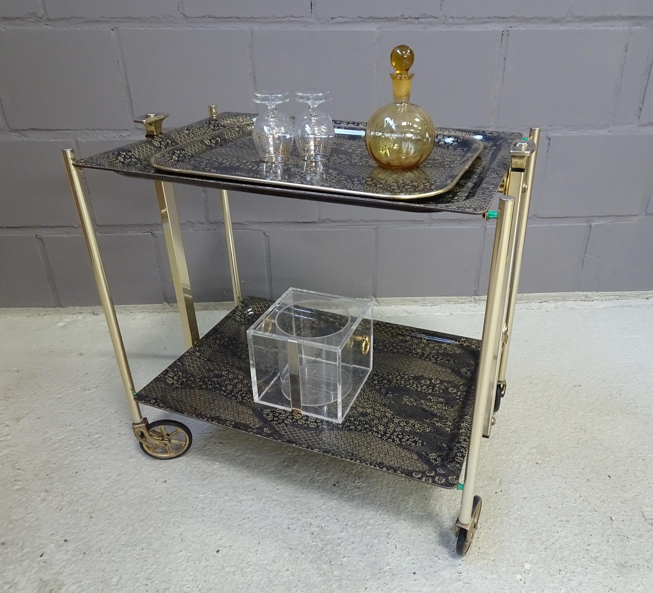 Midcentury Folding Serving Cart with Tray, France, 1970 2