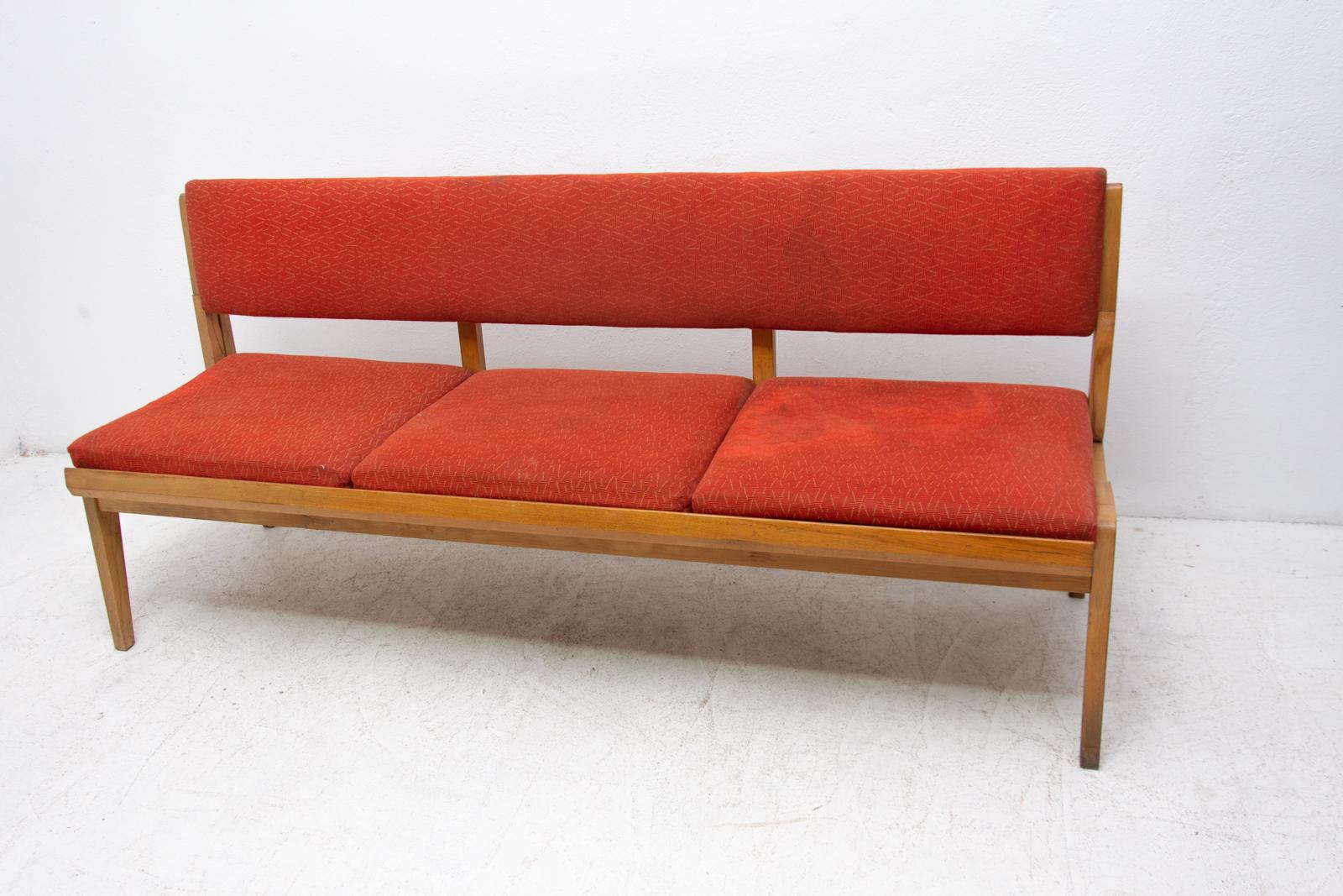 Midcentury Folding Sofa-Bench, 1960s, Czechoslovakia In Good Condition In Prague 8, CZ