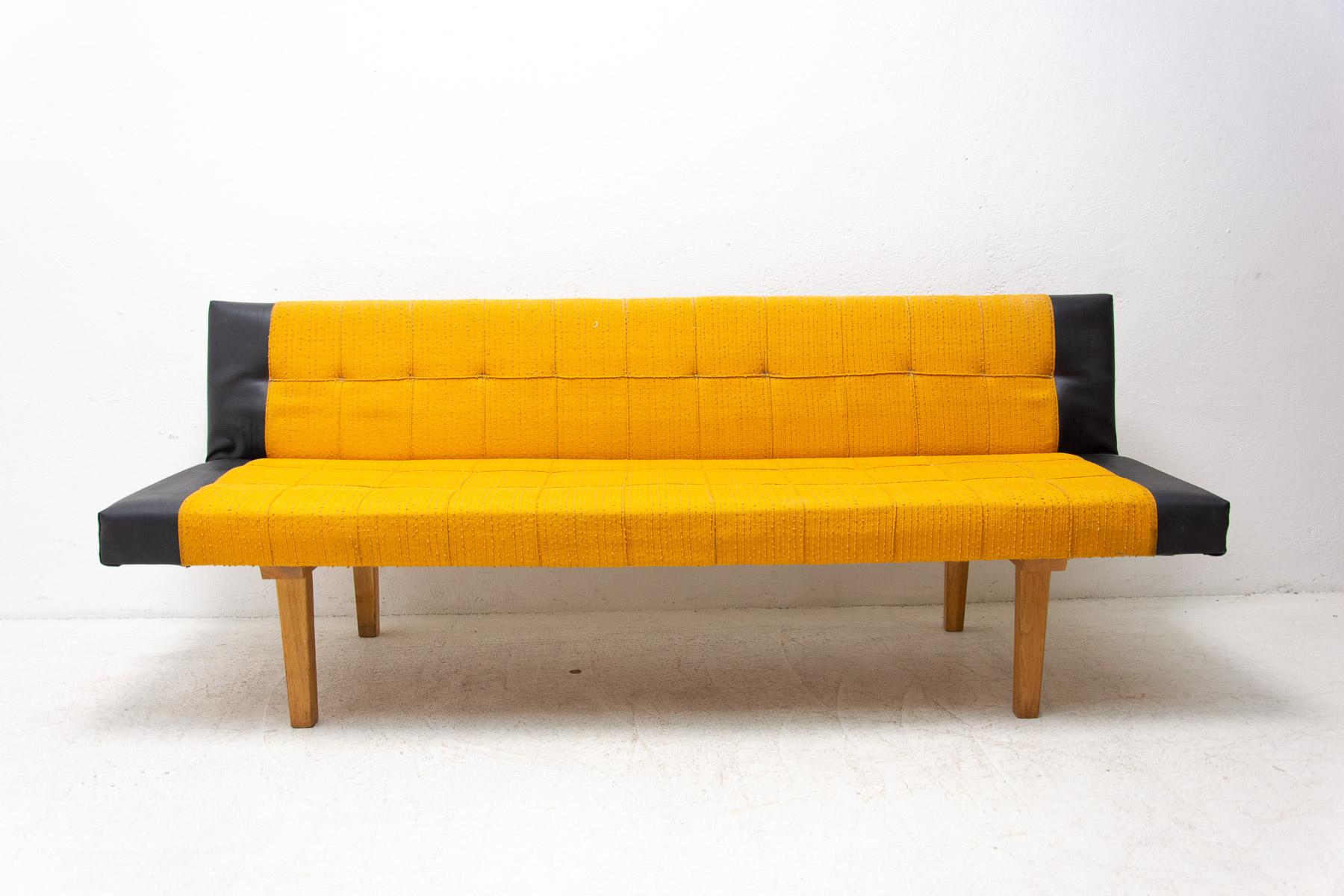 Mid Century Folding Sofa-Bench by Miroslav Navrátil, 1970s, Czechoslovakia 9