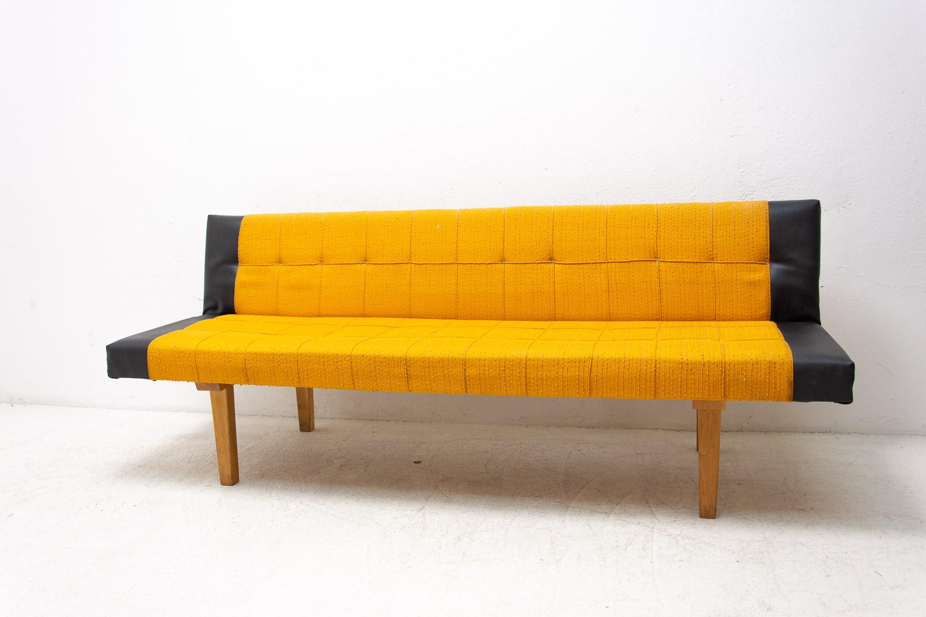 Mid Century Folding Sofa-Bench by Miroslav Navrátil, 1970s, Czechoslovakia 12