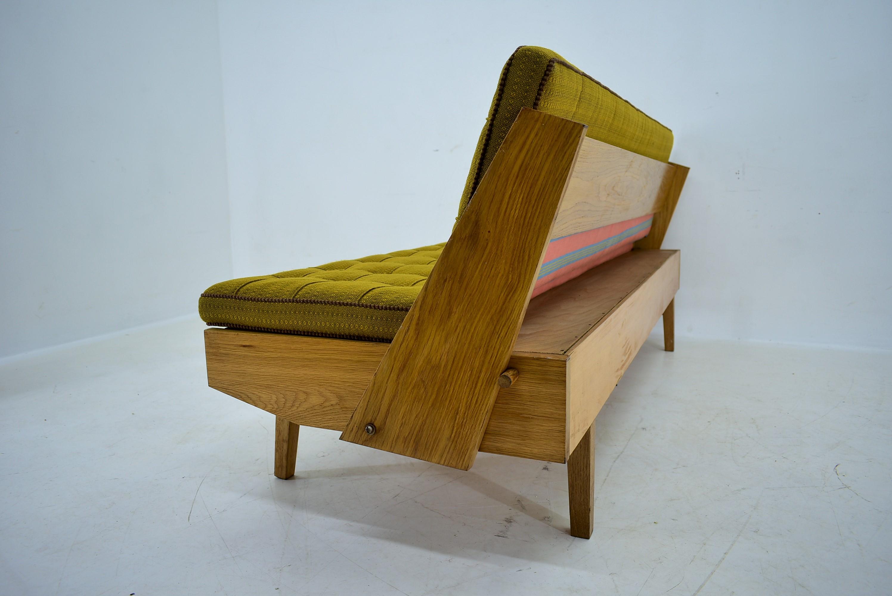 Mid-Century Folding Sofa or Daybed, 1960's For Sale 1