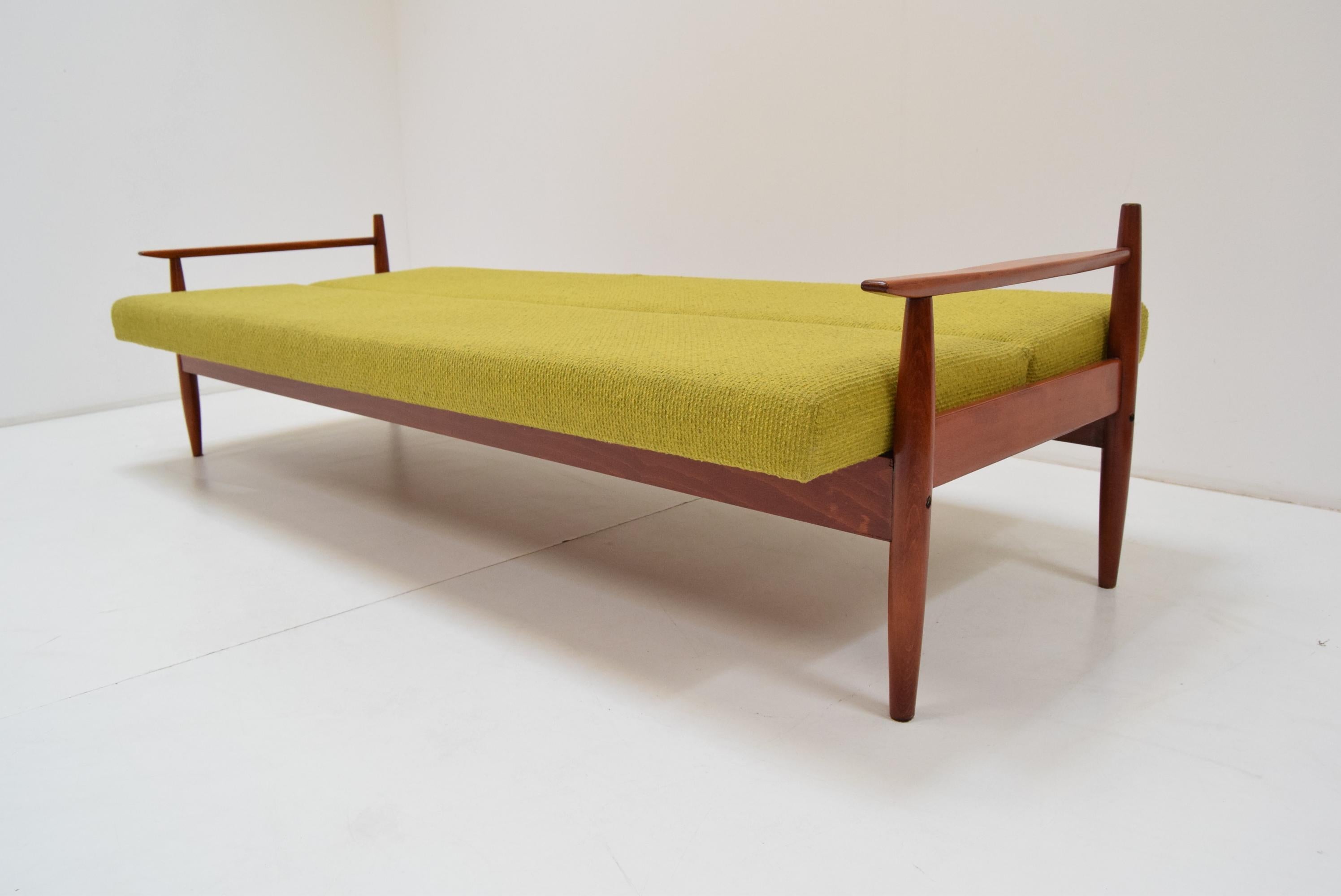 Mid-Century Folding Sofa or Daybed by TON, 1960's 1