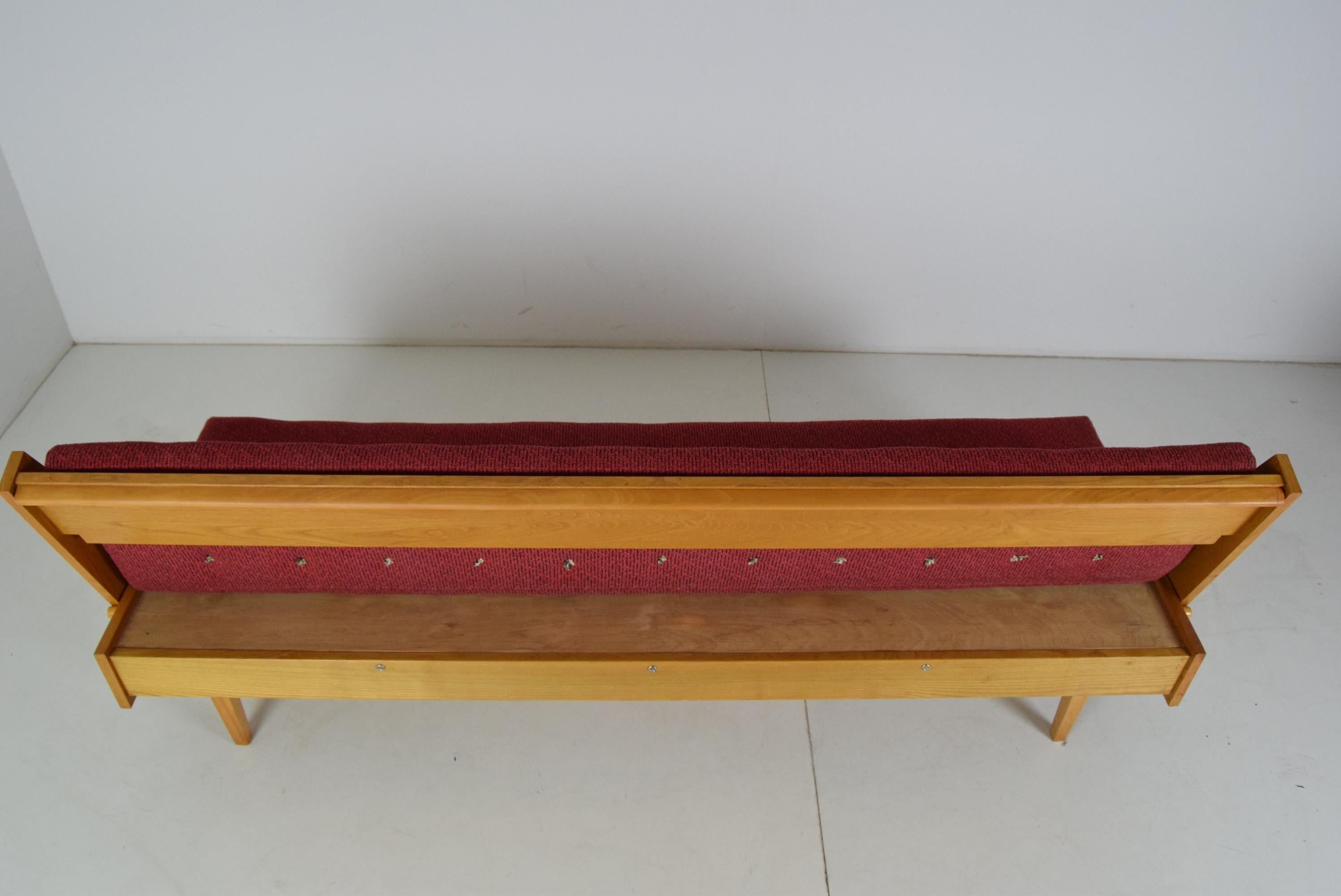 Mid-Century Folding Sofa or Daybed, 1960's In Good Condition For Sale In Praha, CZ