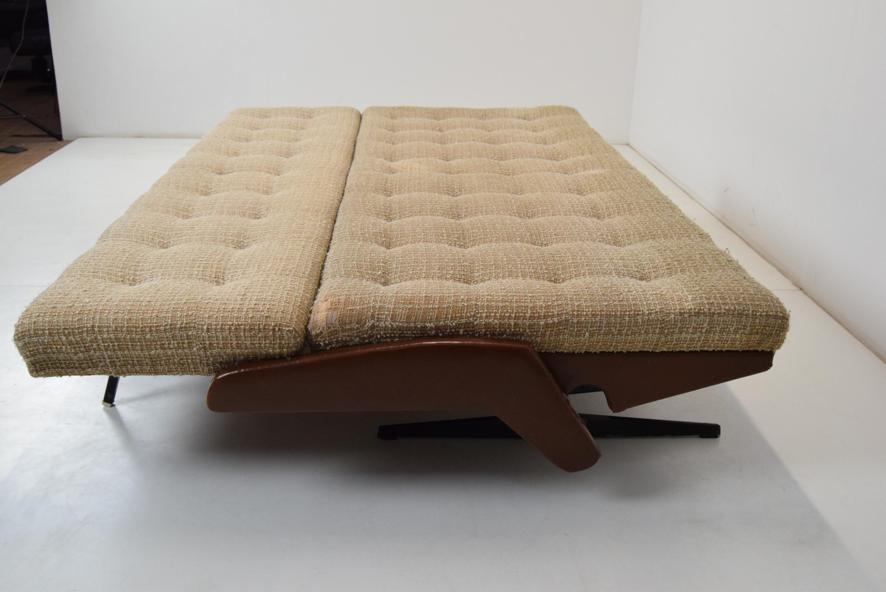 Czech Mid-Century Folding Sofa or Daybed, 1970's For Sale