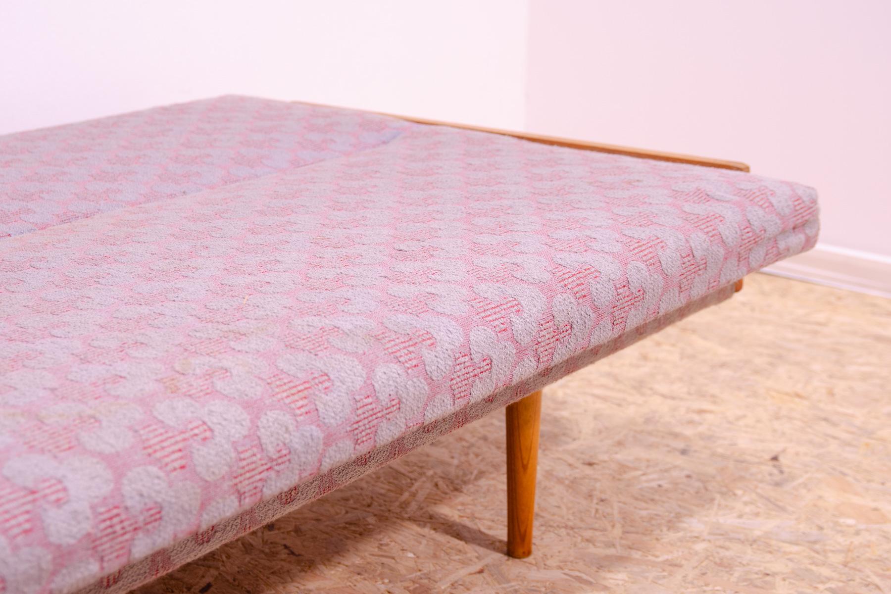 Mid century folding sofabed, 1960´s, Czechoslovakia For Sale 11