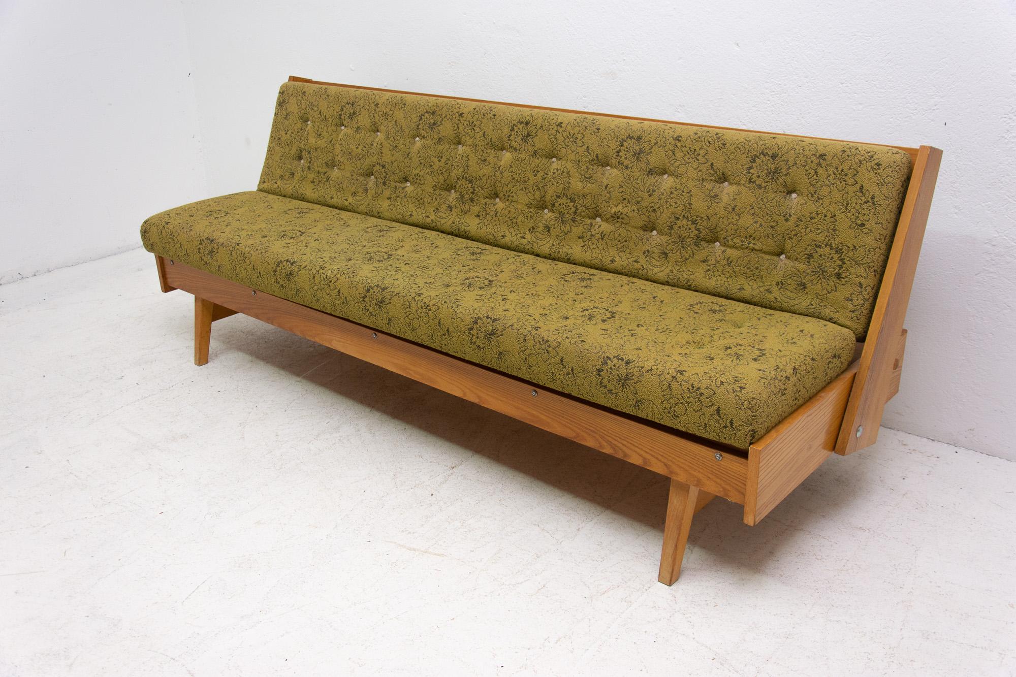Veneer Midcentury Folding Sofa Bed, 1960s, Czechoslovakia