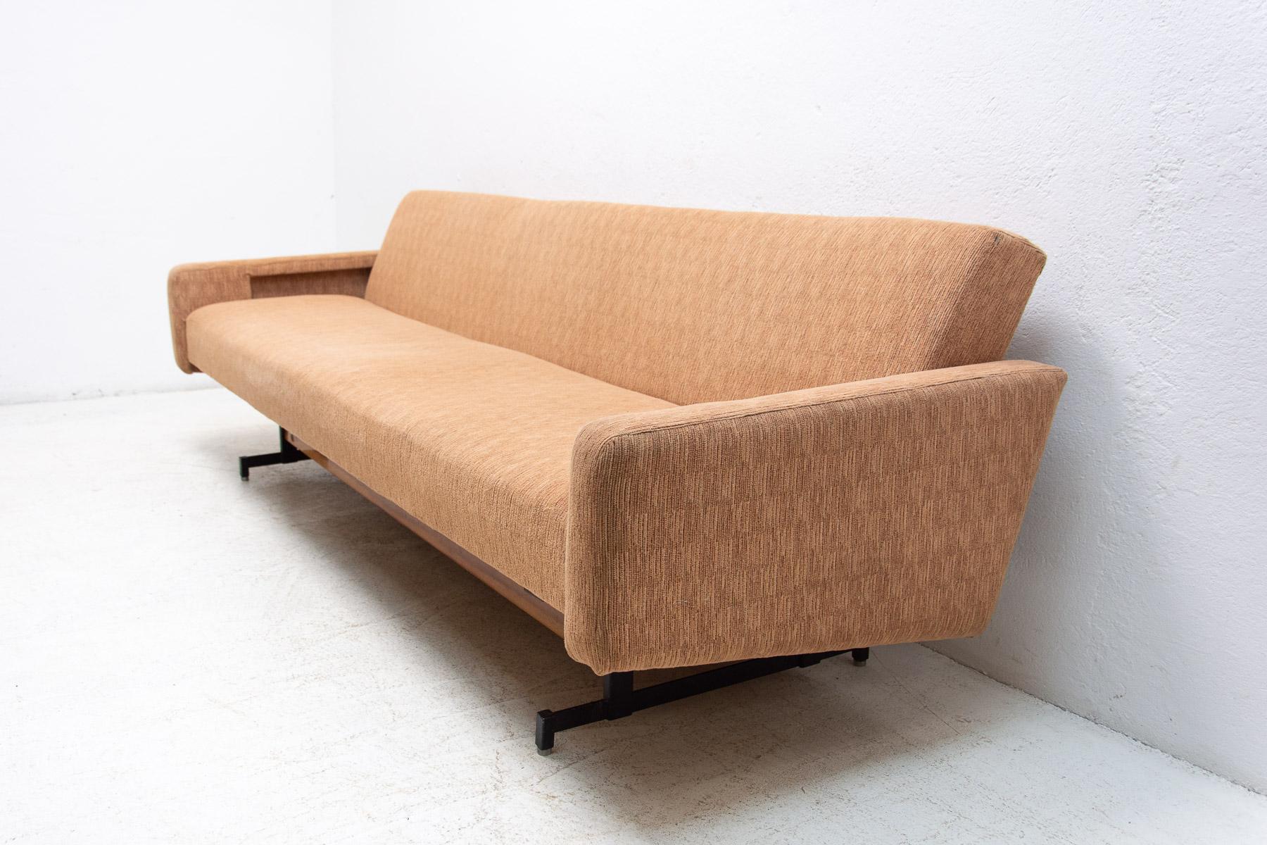 Mid-Century Modern Mid century folding sofabed, 1970´s, Czechoslovakia
