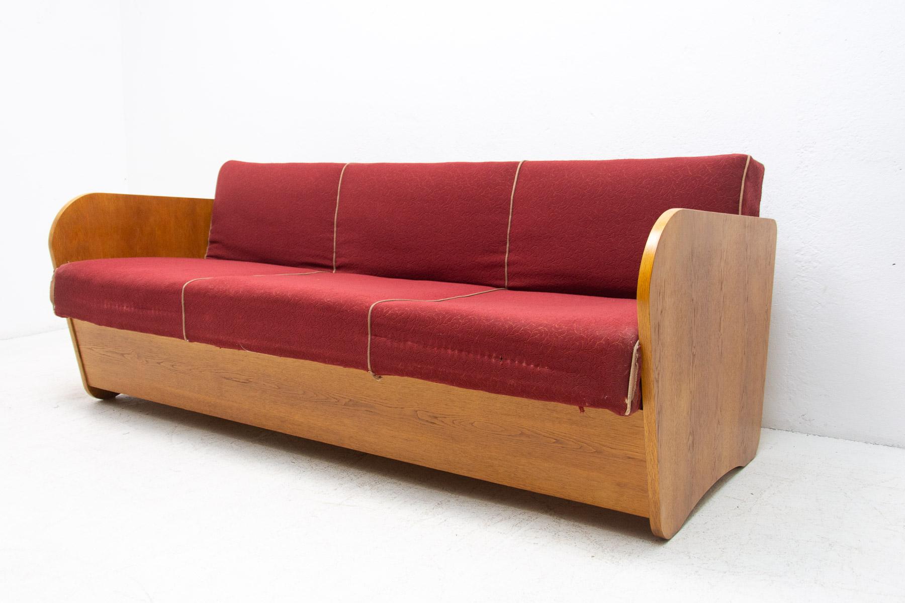 Art Deco Mid Century Folding Sofabed by Jindřich Halabala, 1950´s
