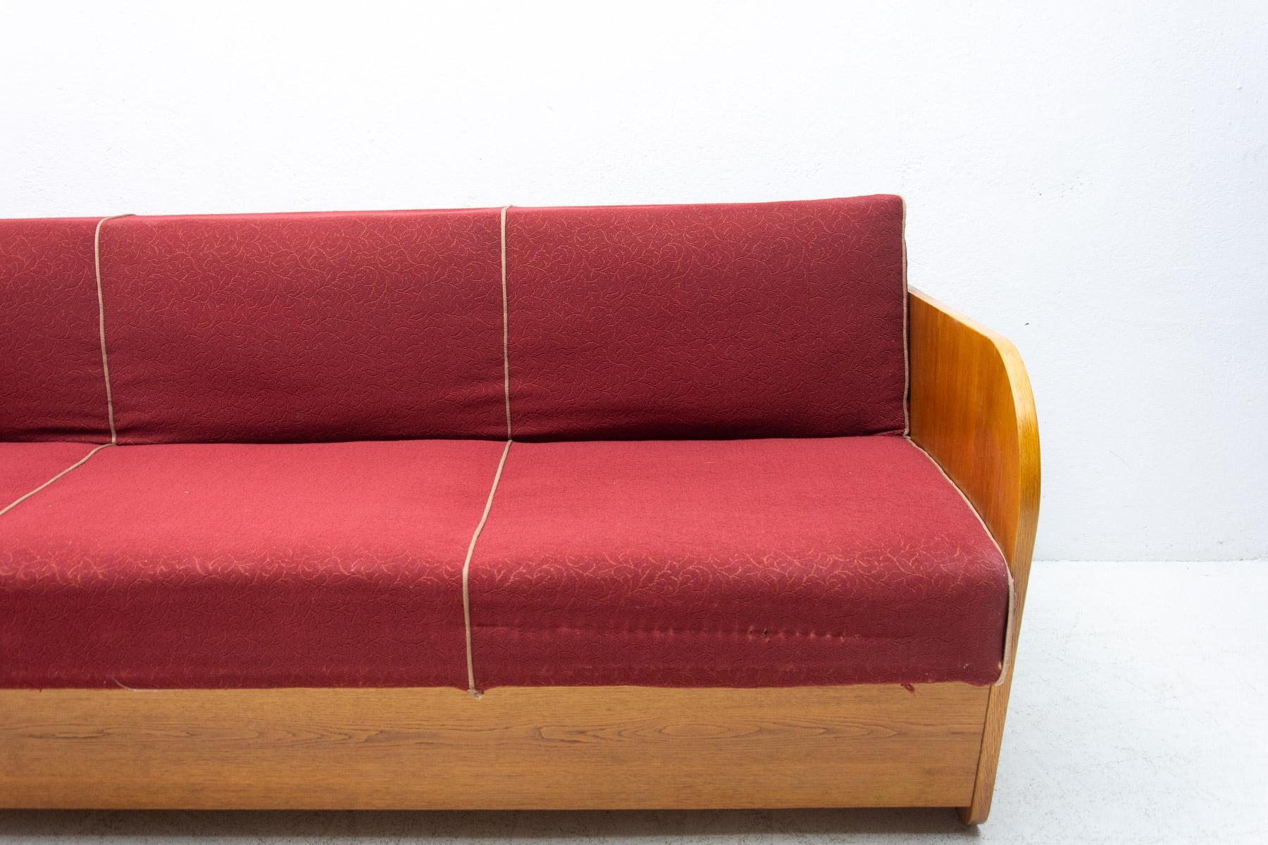 Mid Century Folding Sofabed by Jindřich Halabala, 1950´s 1