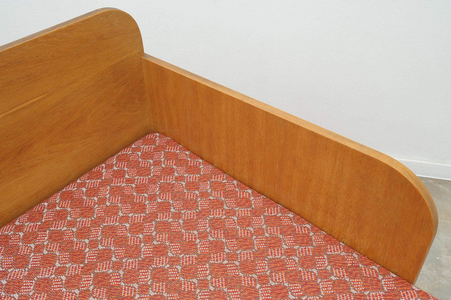  Mid century folding sofabed, Czechoslovakia, 1950´s 9