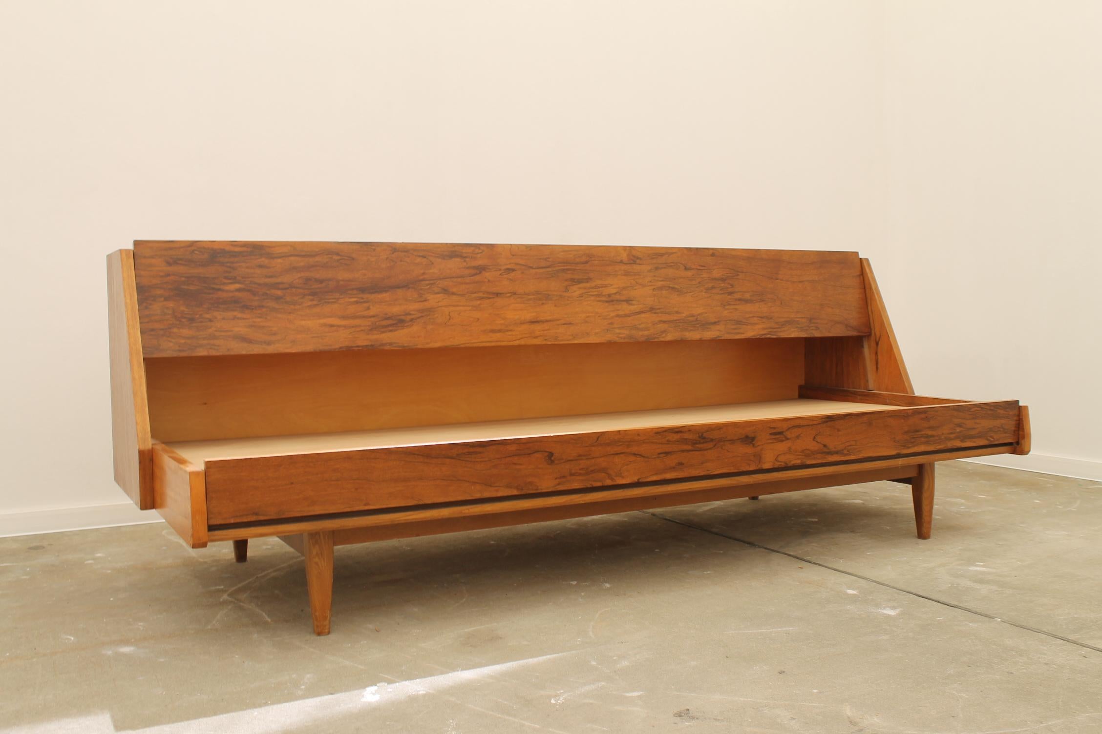 Midcentury Folding Sofabed in Walnut, 1970s, Czechoslovakia In Good Condition In Prague 8, CZ