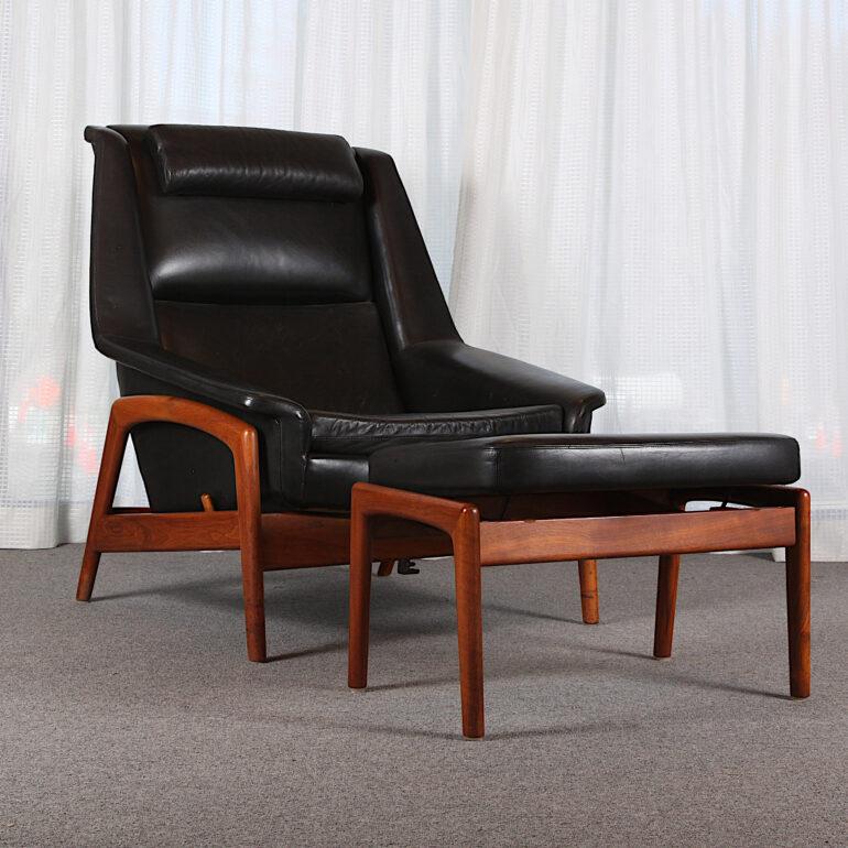Mid Century Folke Ohlsson Profile Teak & Leather Armchair with Footstool, C.1960 In Good Condition In Vancouver, British Columbia