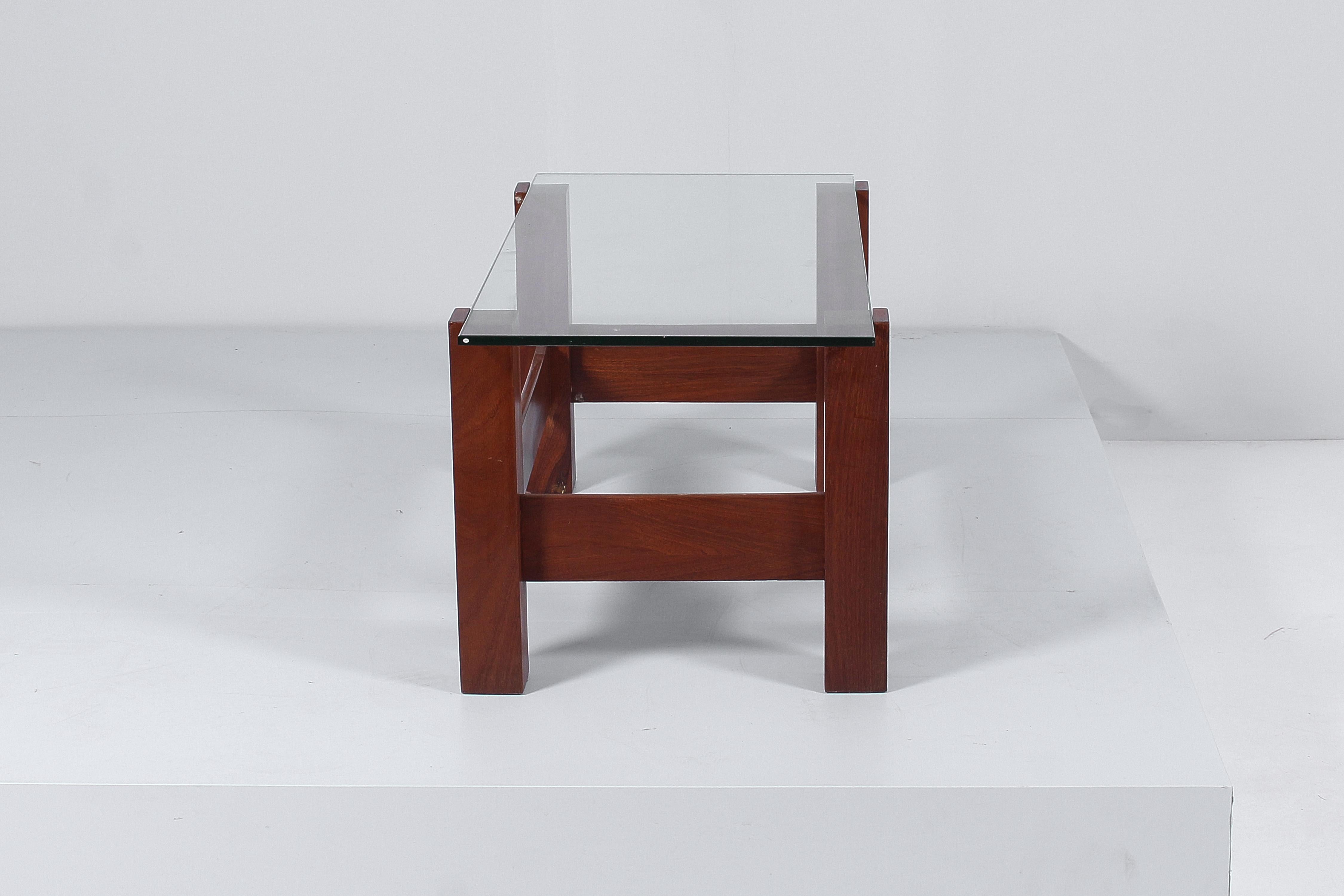 Table basse en bois et verre de style Fontana Arte du milieu du siècle, années 60, Italie en vente 1
