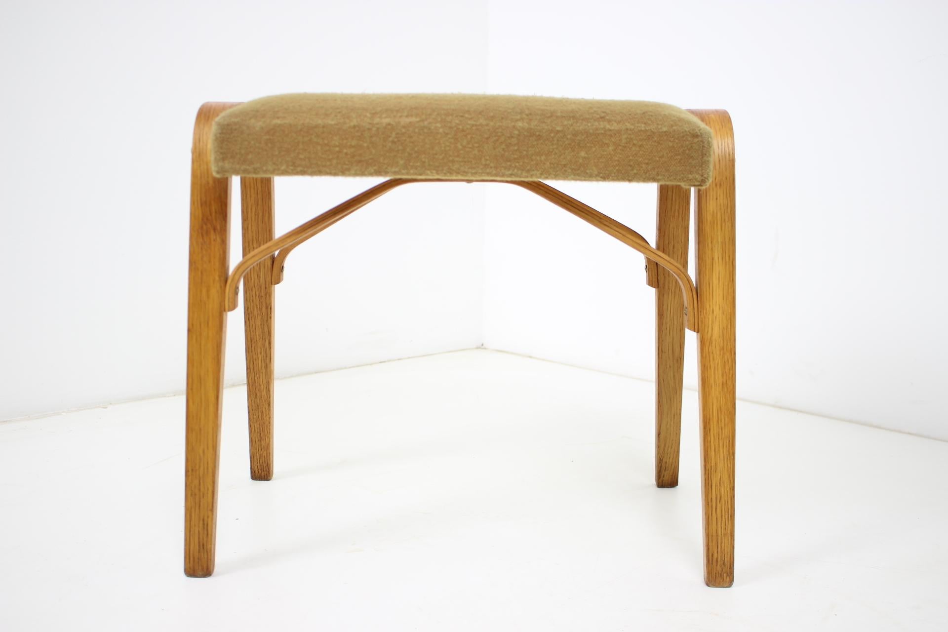 Midcentury Footstool / Thonet, 1970s In Good Condition For Sale In Praha, CZ