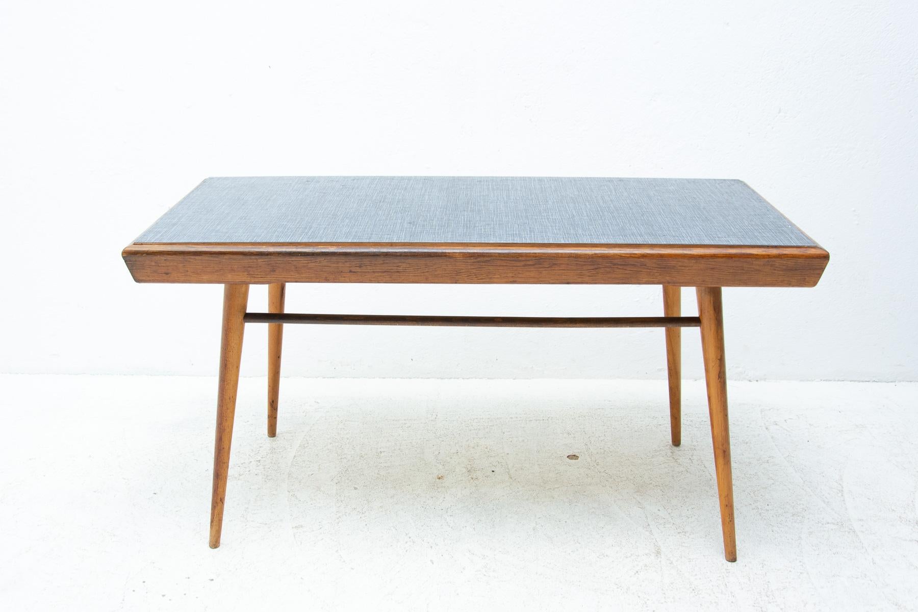 Mid Century Formica and Beech Wood Coffee Table, 1960´s, Czechoslovakia For Sale 6