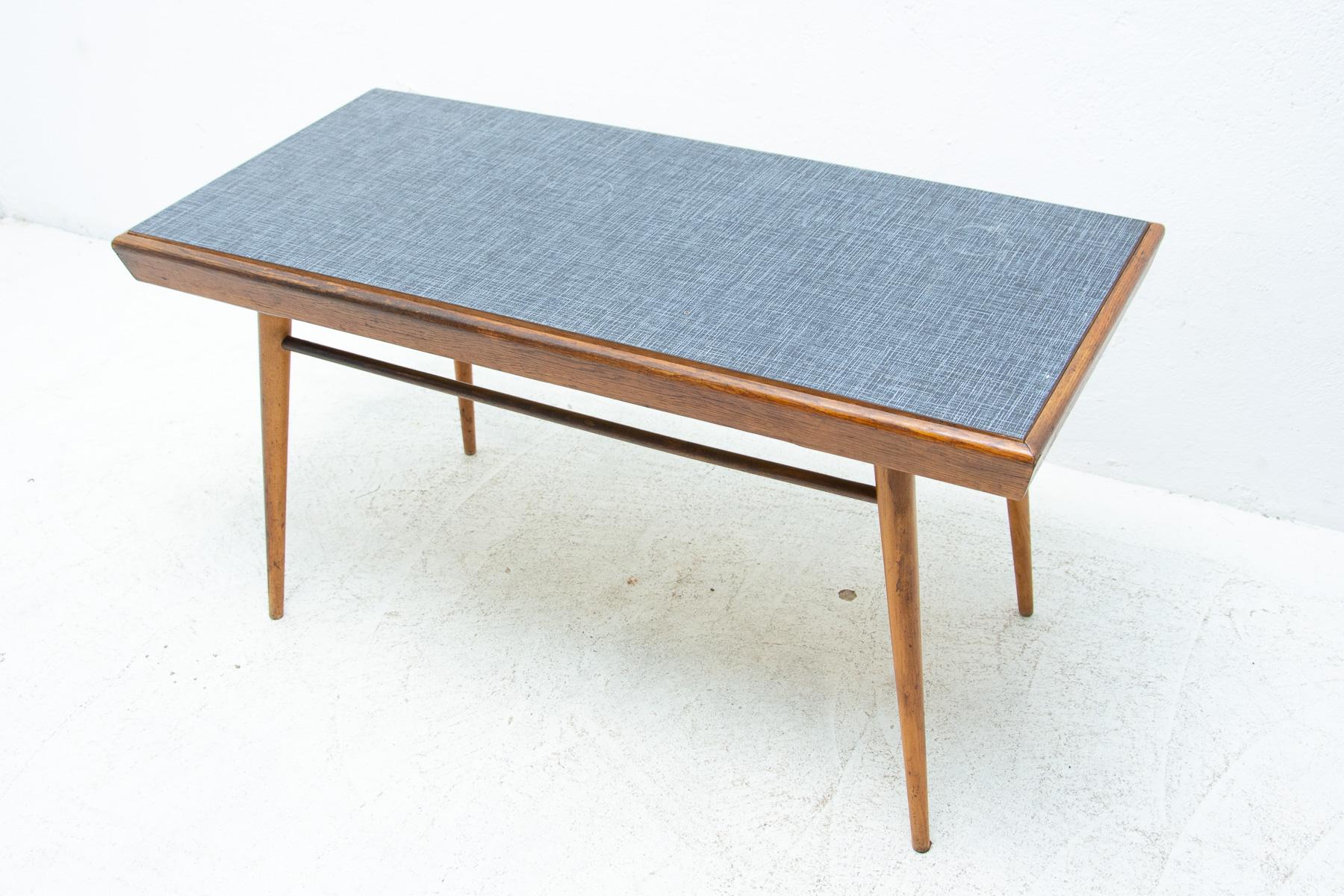 Mid Century Formica and Beech Wood Coffee Table, 1960´s, Czechoslovakia For Sale 8