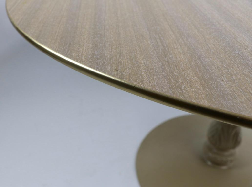 Milieu du siècle  Table de salle à manger en formica et fer Bon état - En vente à New York, NY