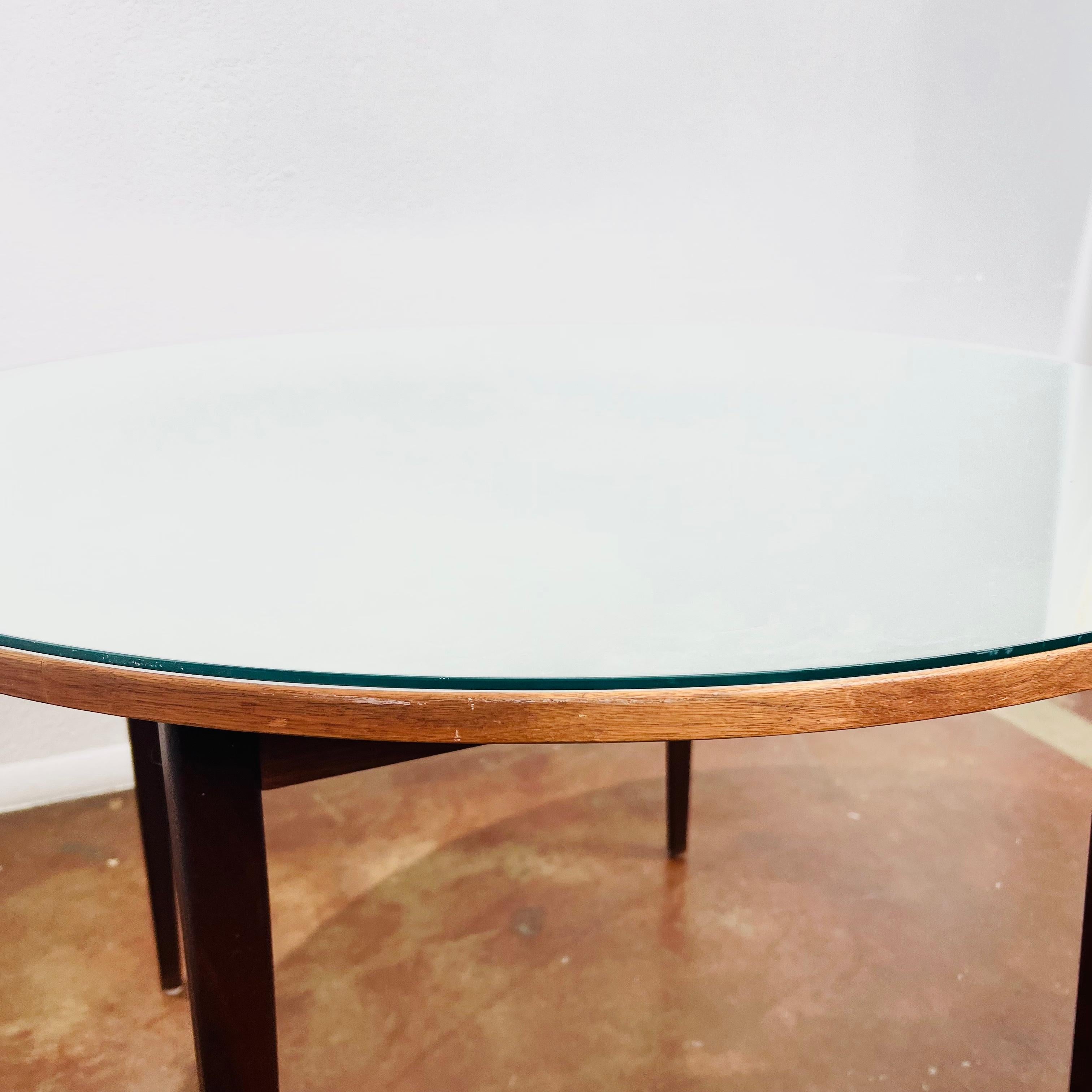 Mid-20th Century Mid-Century Formica Dining Table For Sale