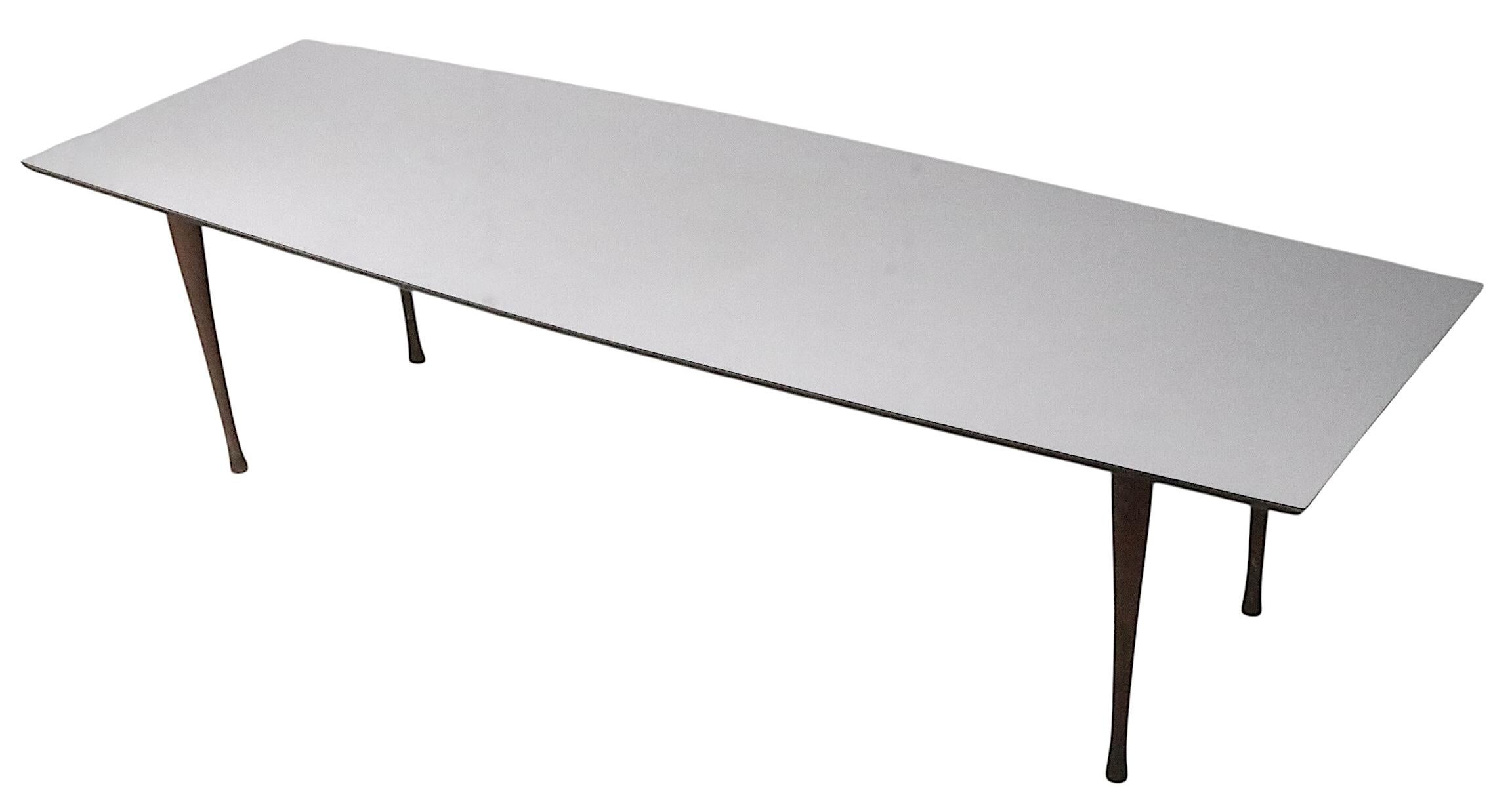 Mid Century Formica Top Coffee Table c. 1950/60's (20. Jahrhundert) im Angebot