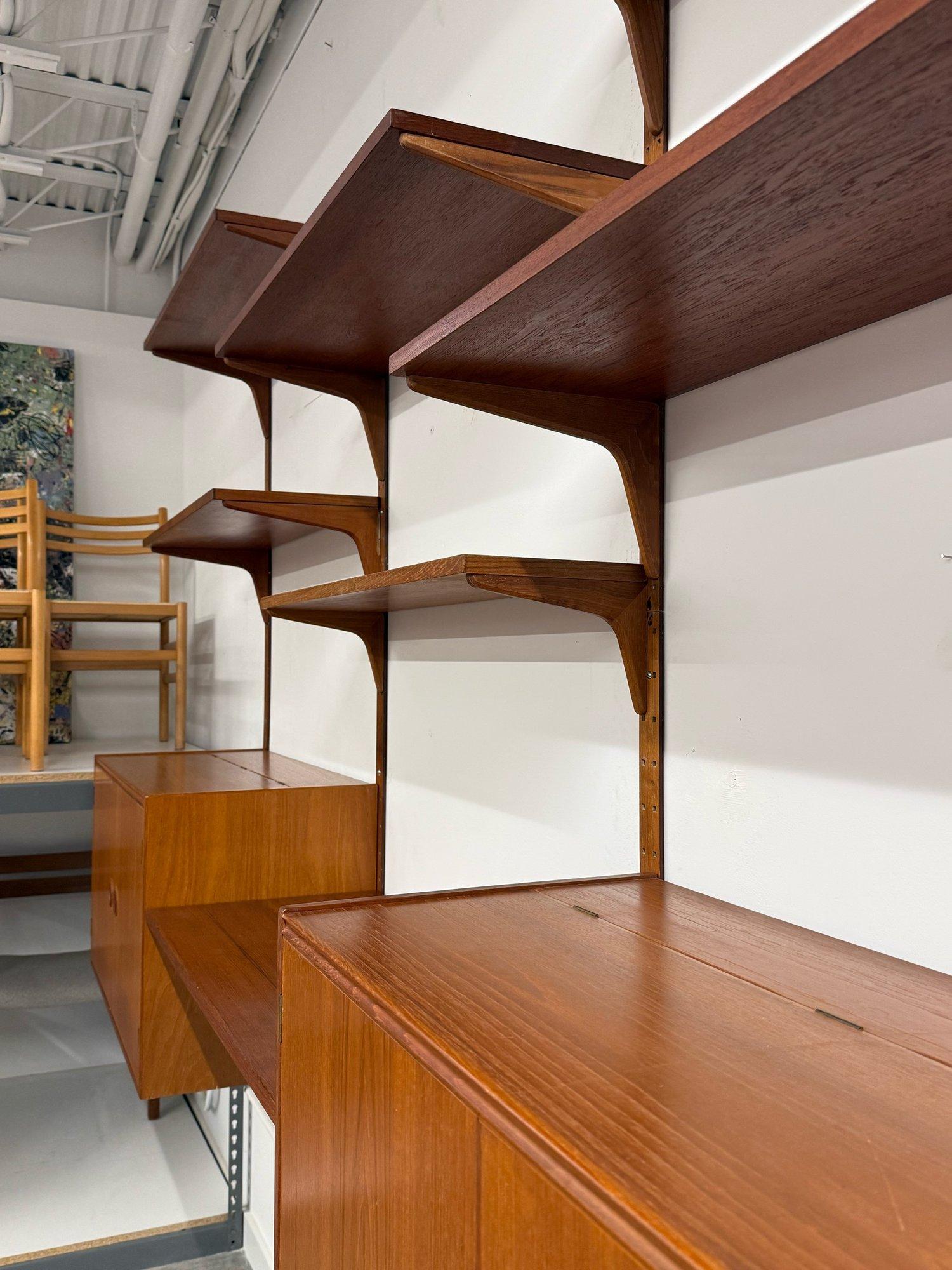 Mid-Century Four Bay Modular Wall Unit by Hansen and Guldborg 10