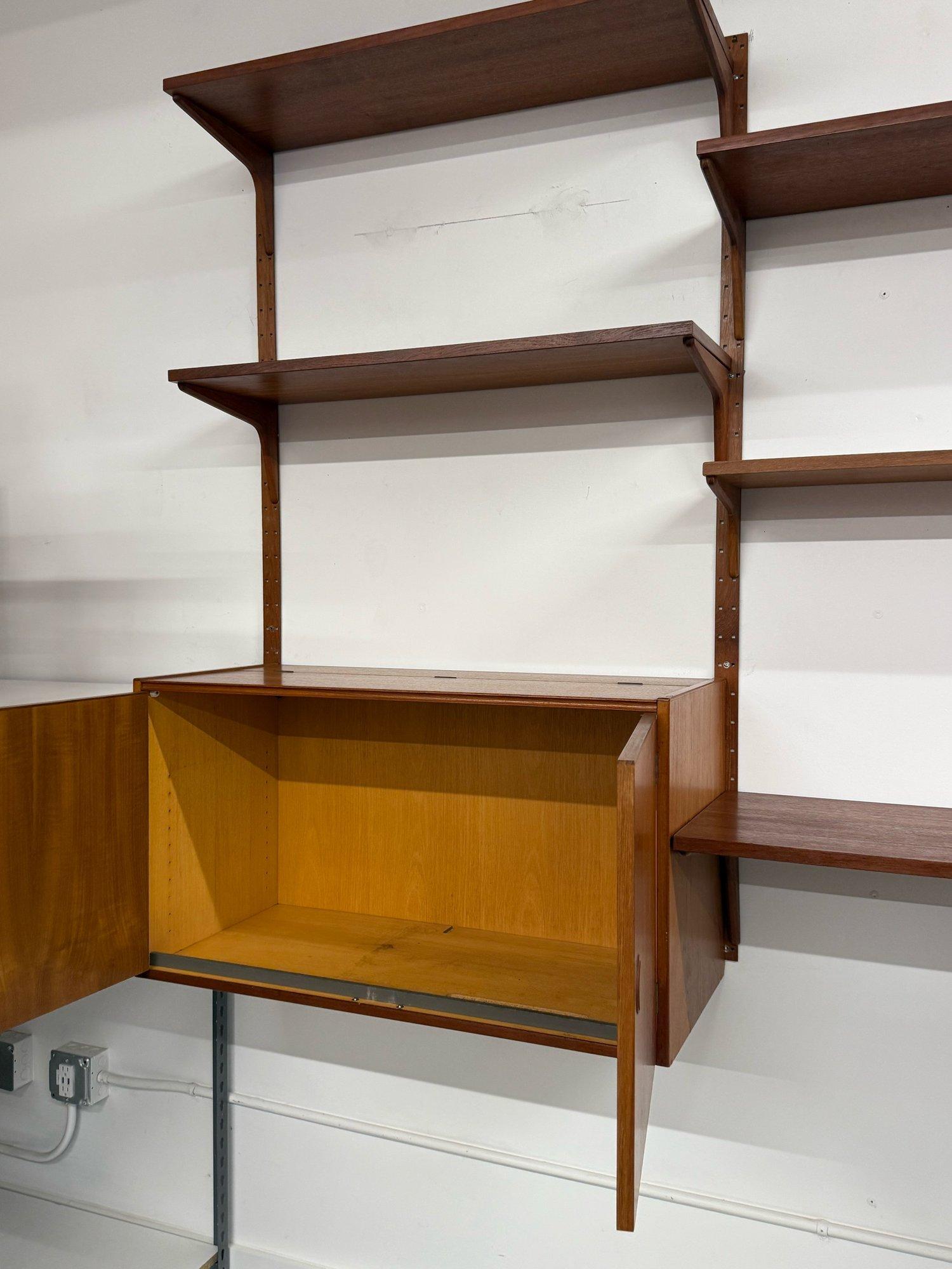 Mid-Century Four Bay Modular Wall Unit by Hansen and Guldborg 2
