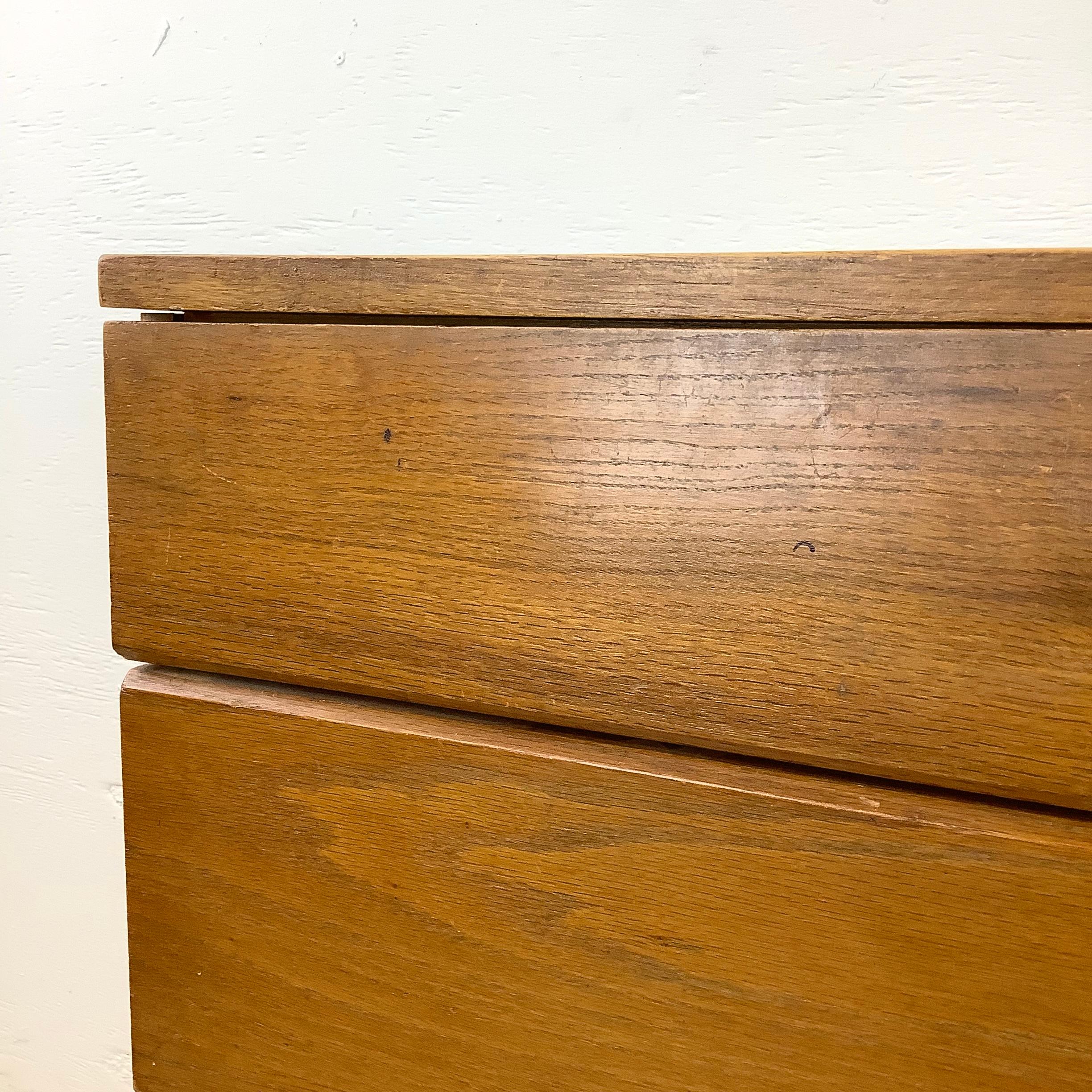 Mid-Century Four Drawer Dresser by Mengel Furniture- attr. Raymond Loewy For Sale 4